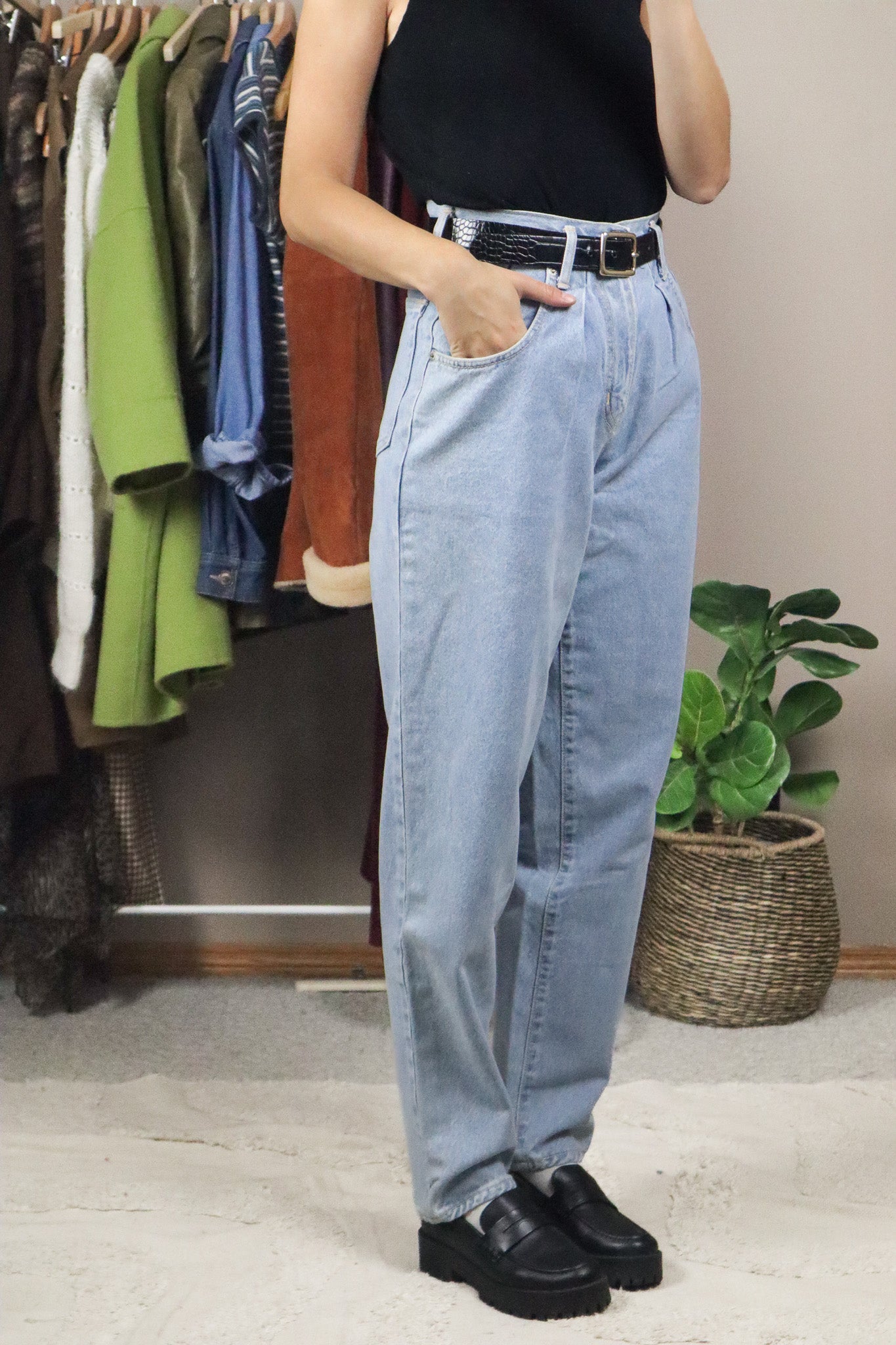 Deadstock x Vintage x Pleated Jeans (2)