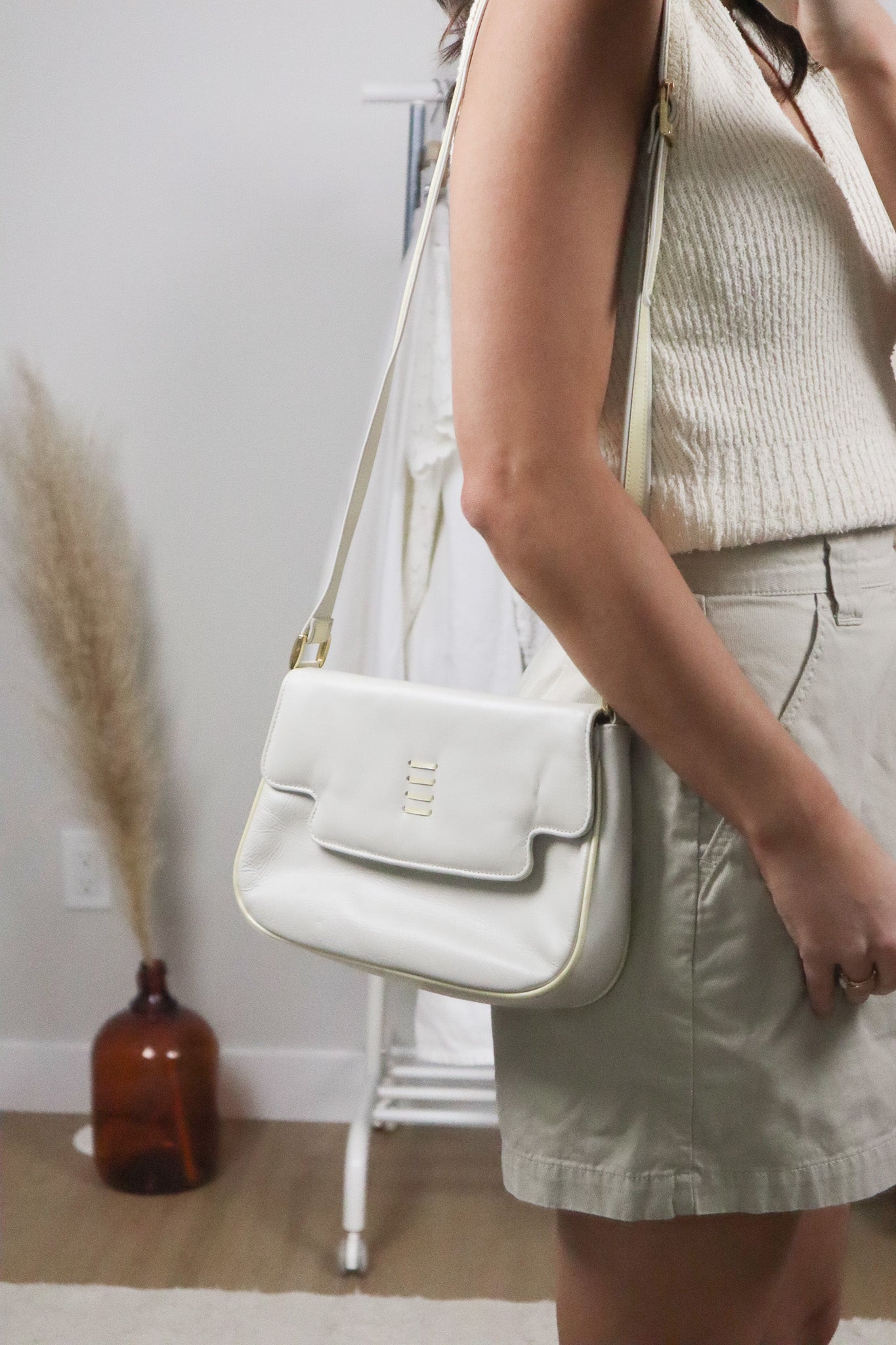 Made in Canada x Vintage x Cross Body Purse