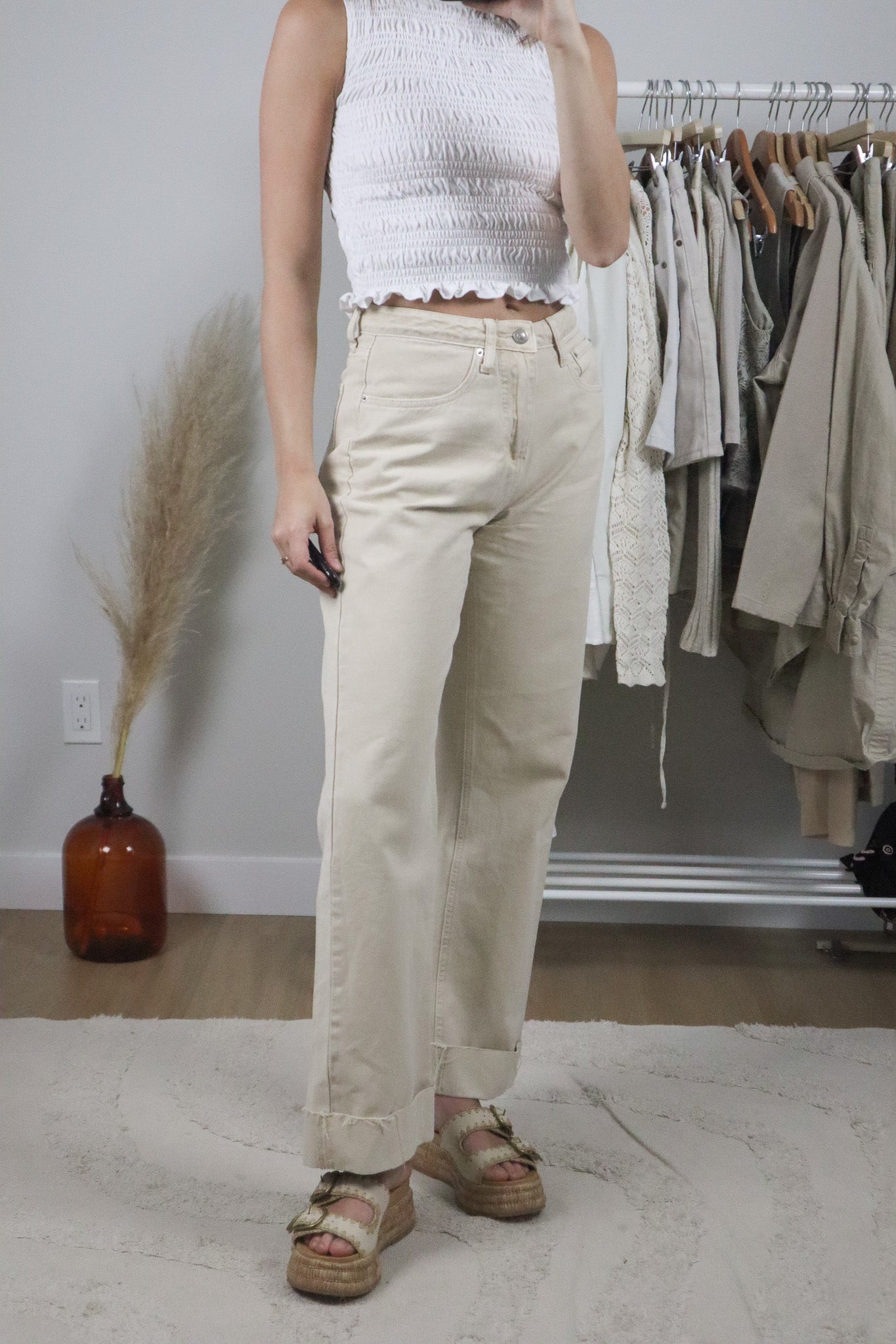 Modern x Cuffed Straight Leg Jeans (2/4)