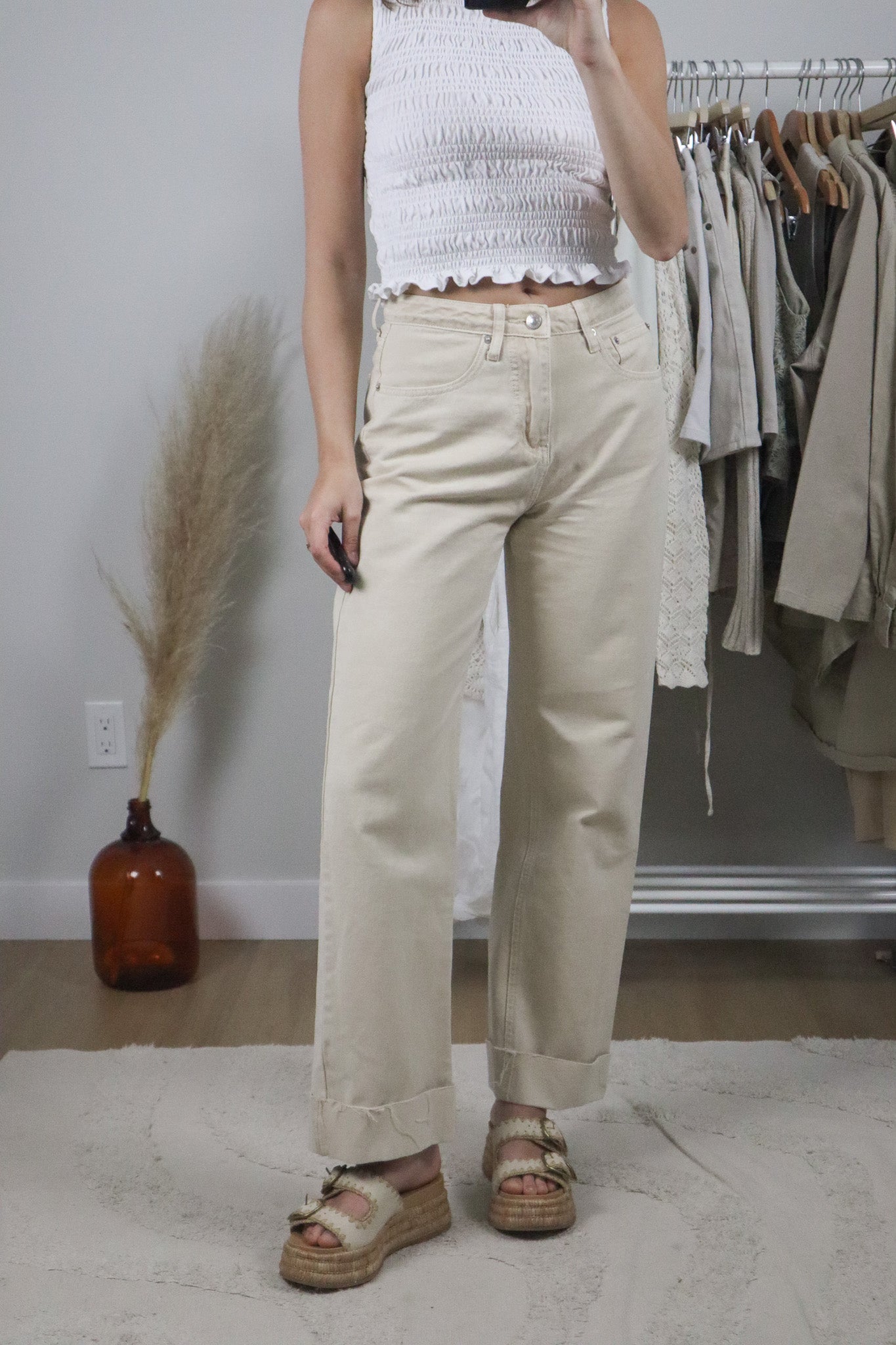 Modern x Cuffed Straight Leg Jeans (2/4)
