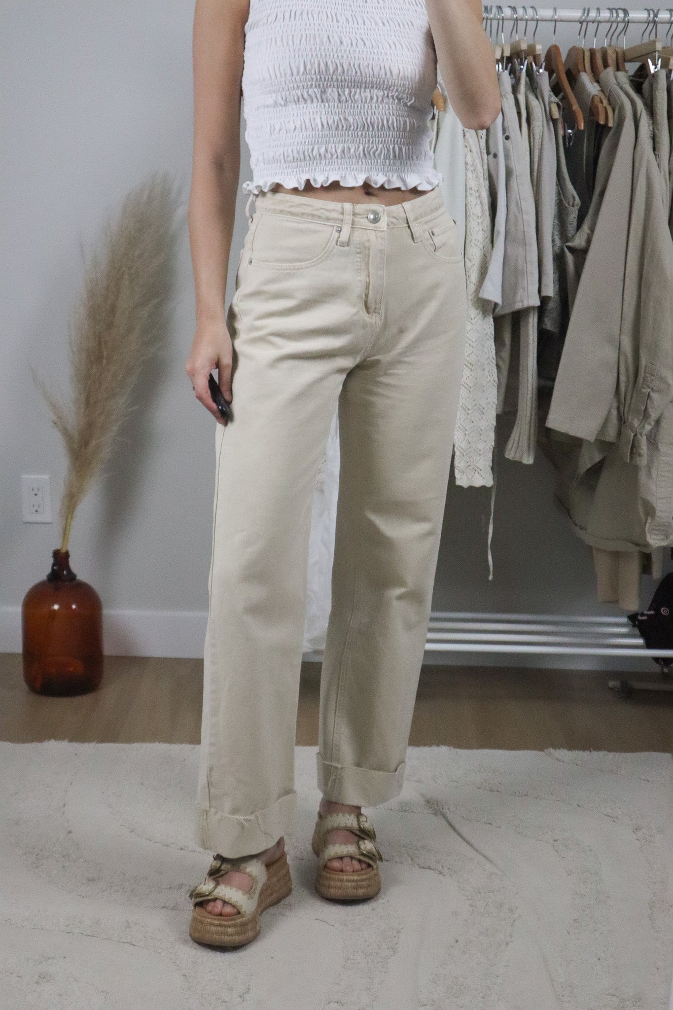 Modern x Cuffed Straight Leg Jeans (2/4)