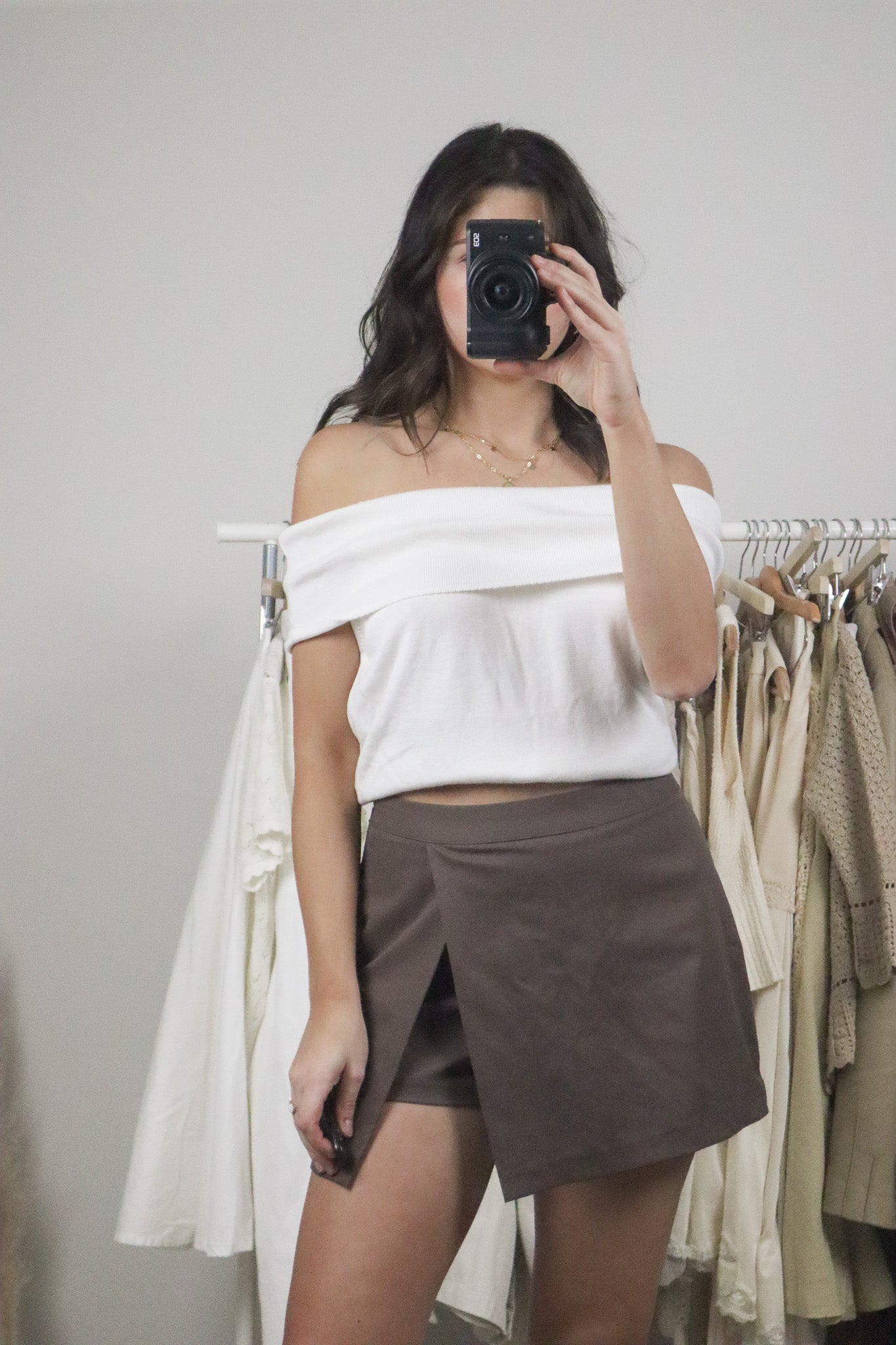 Vintage x Off-Shoulder Top (S/M)