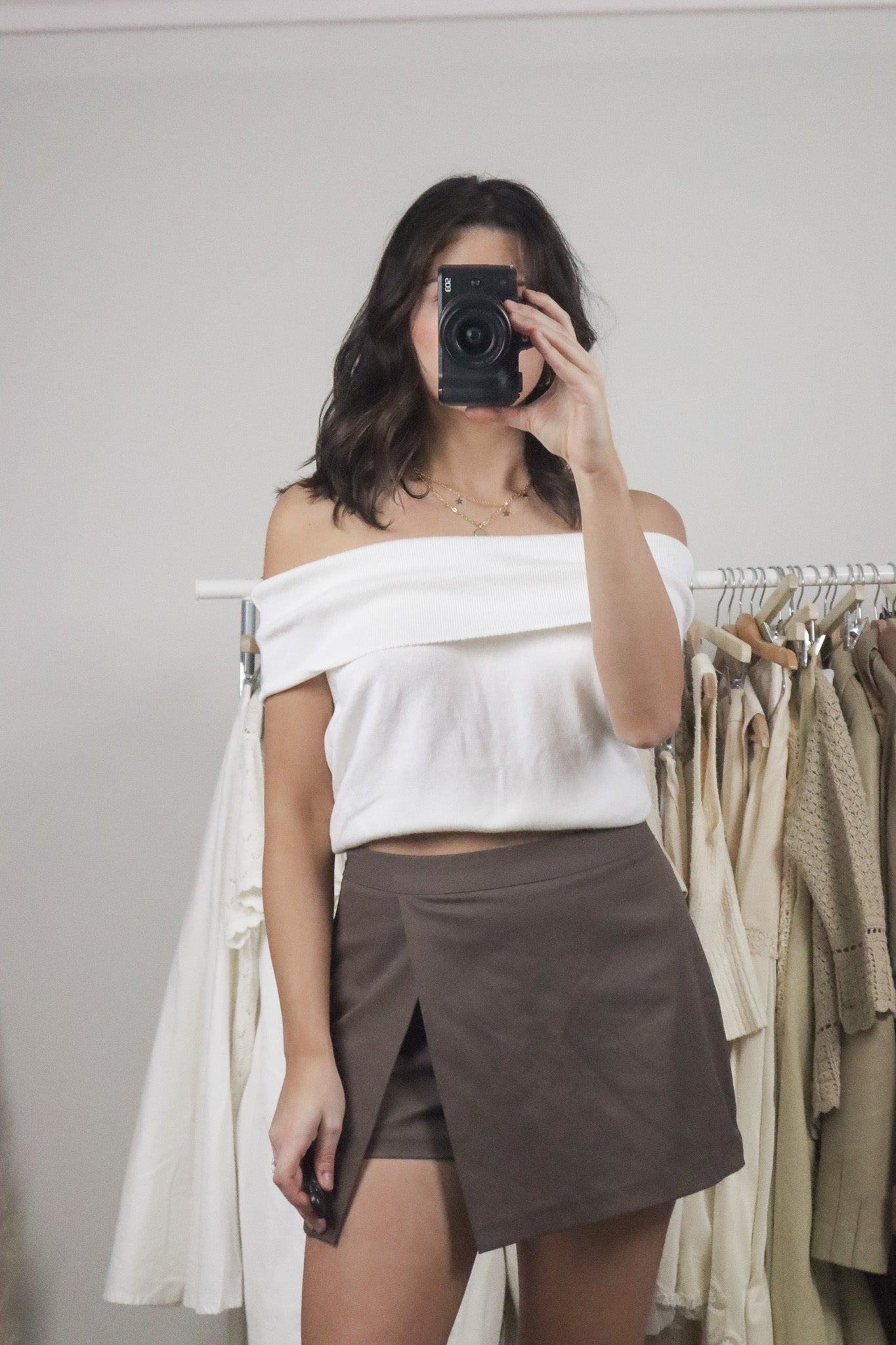 Vintage x Off-Shoulder Top (S/M)