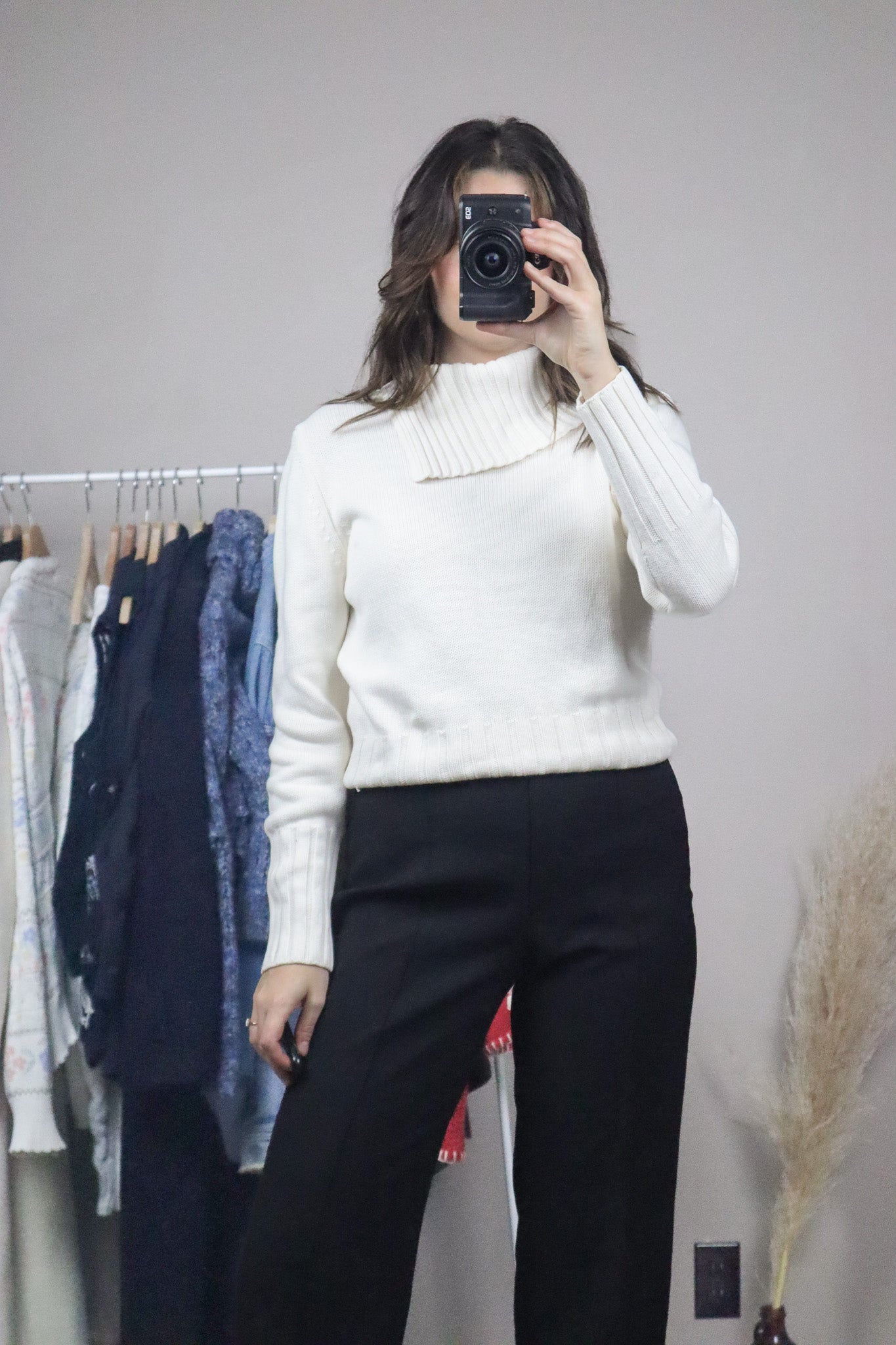 Made in Canada x Vintage x Split Neck Sweater (S)