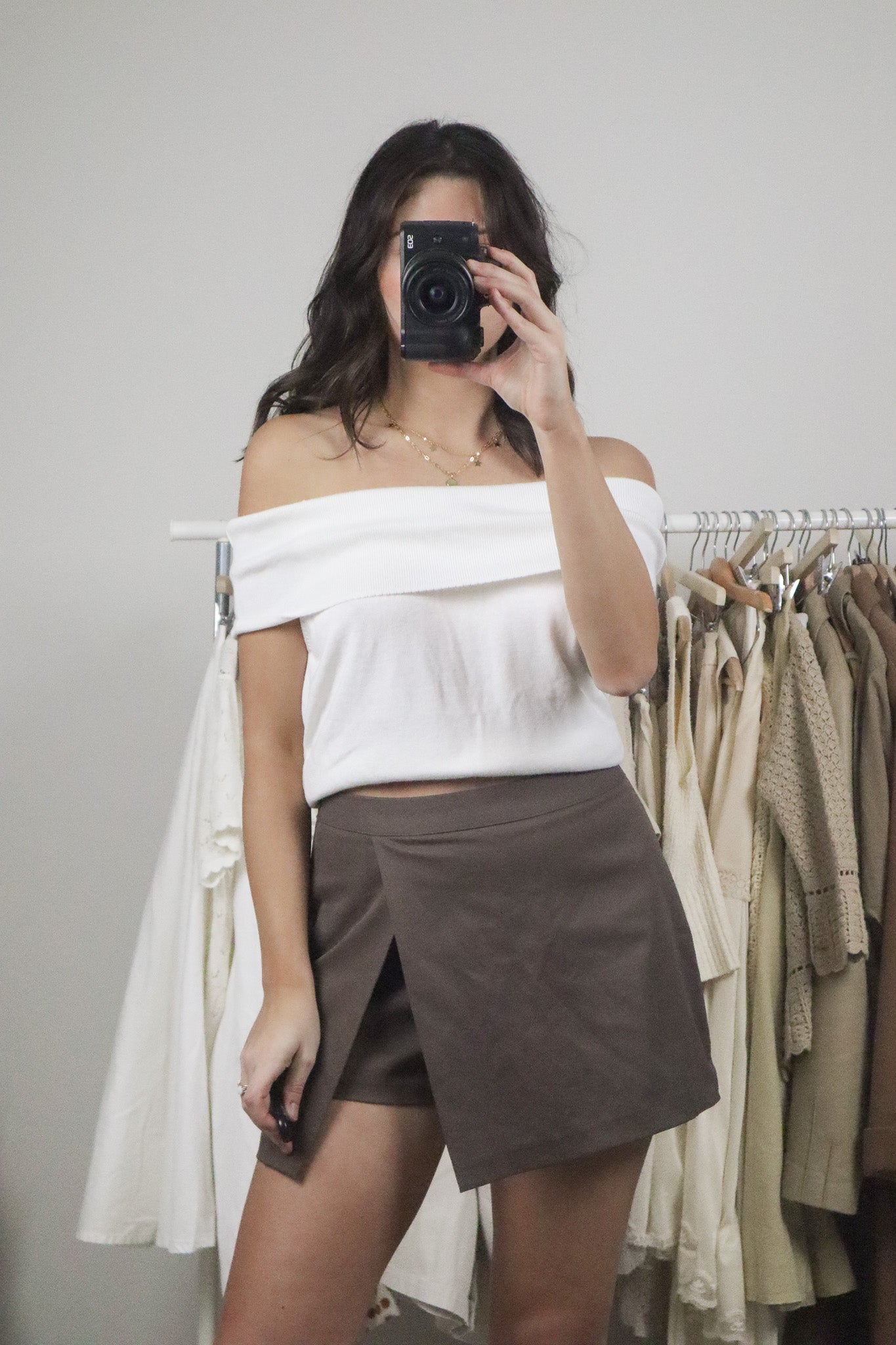 Vintage x Off-Shoulder Top (S/M)