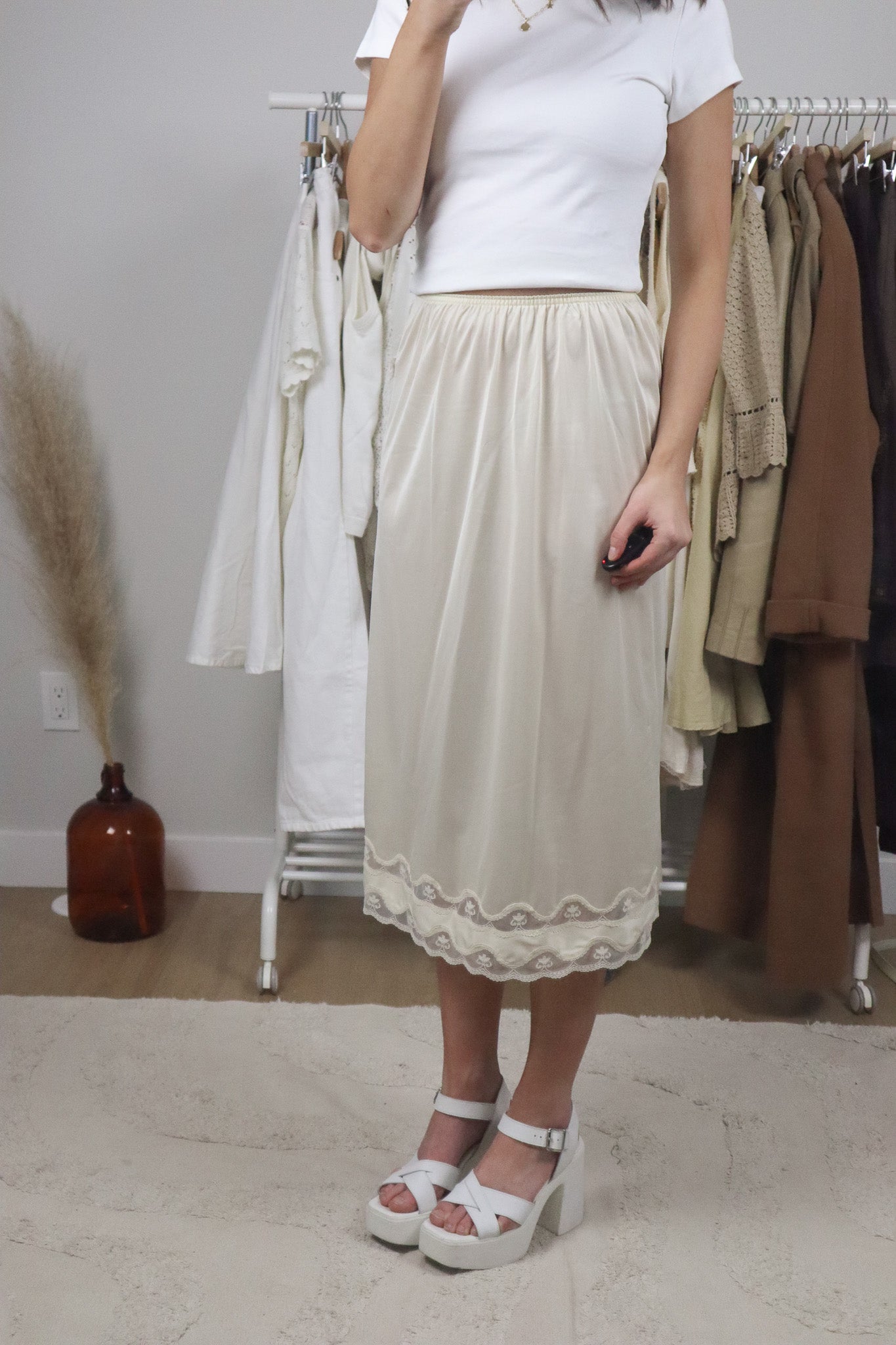Vintage x Lace Midi Slip Skirt (XS)