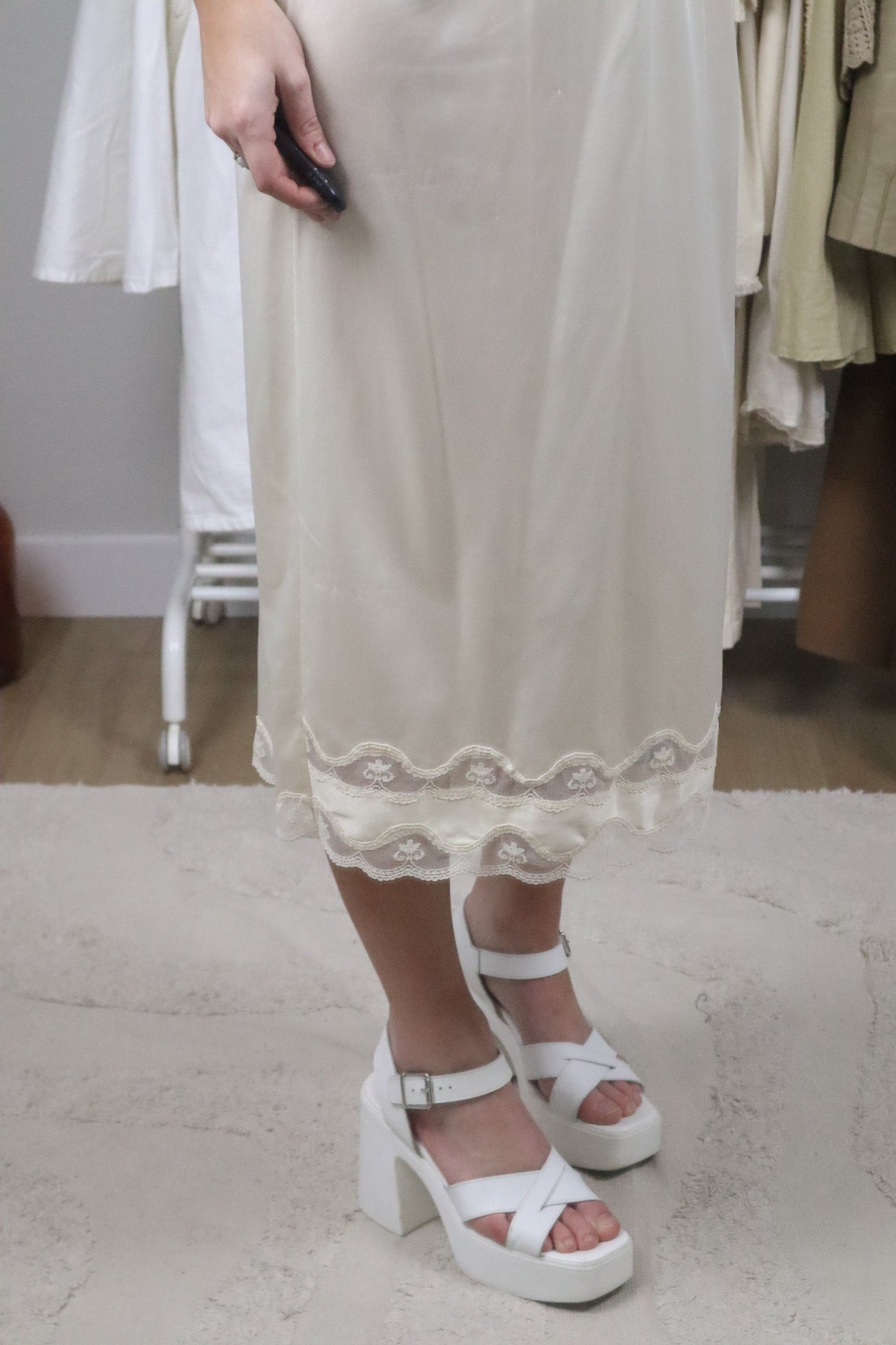 Vintage x Lace Midi Slip Skirt (XS)