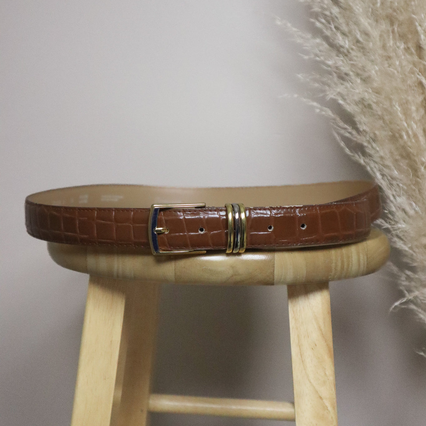 Made in Canada x Vintage x Faux Leather Belt (L/XL)