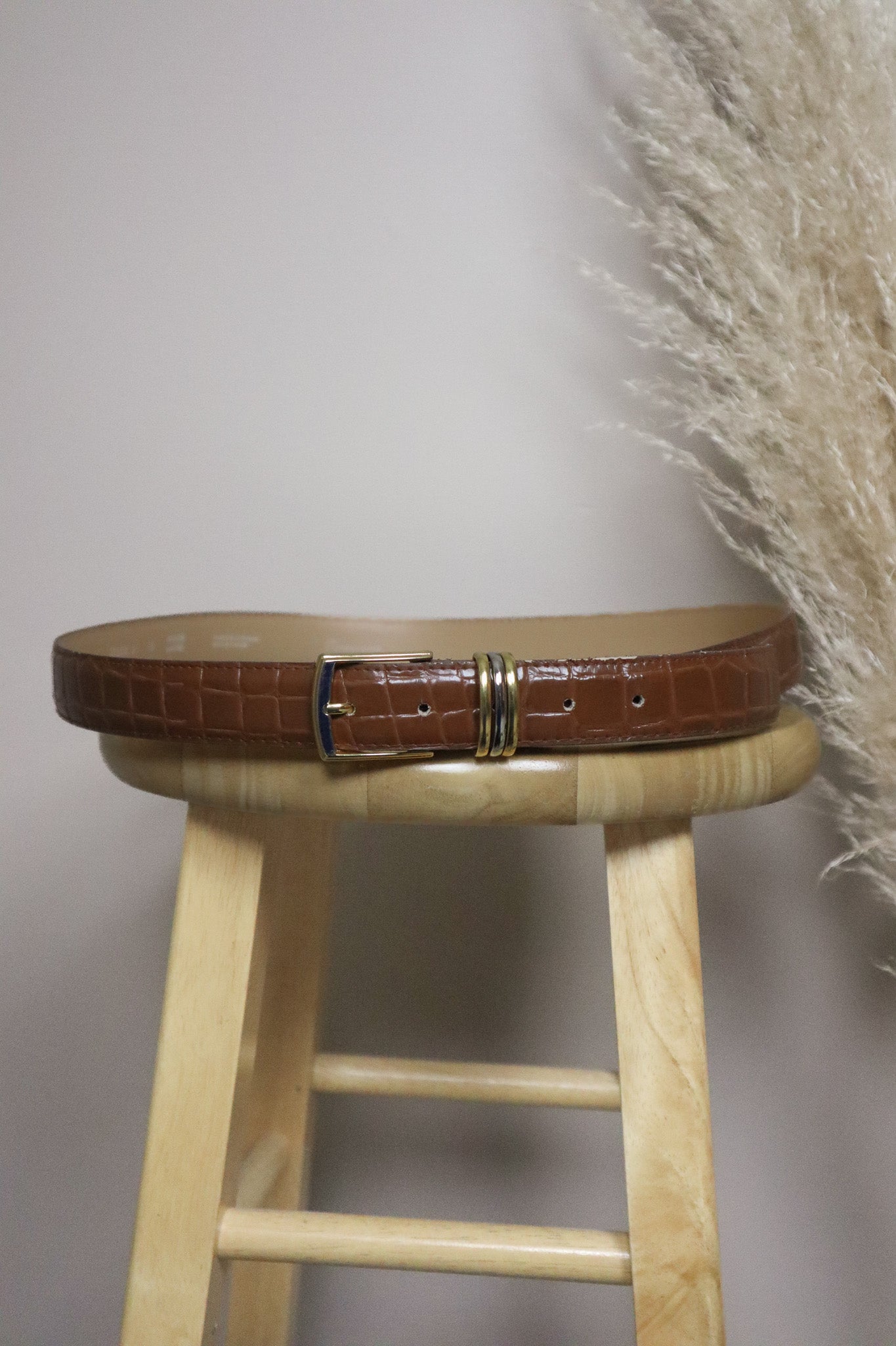 Made in Canada x Vintage x Faux Leather Belt (L/XL)