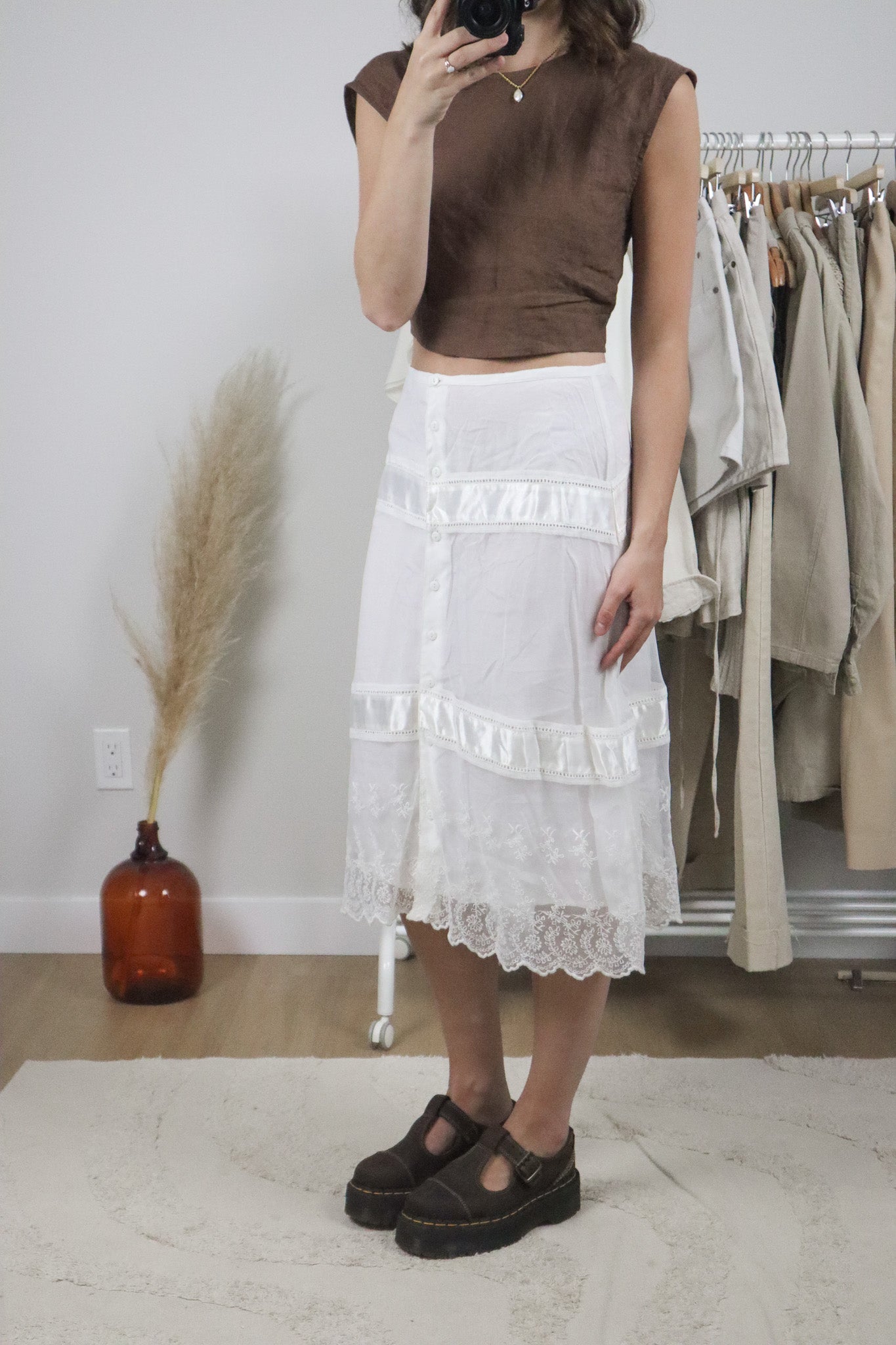 Deadstock x Vintage x April Cornell Midi Lace Tiered Skirt (M)