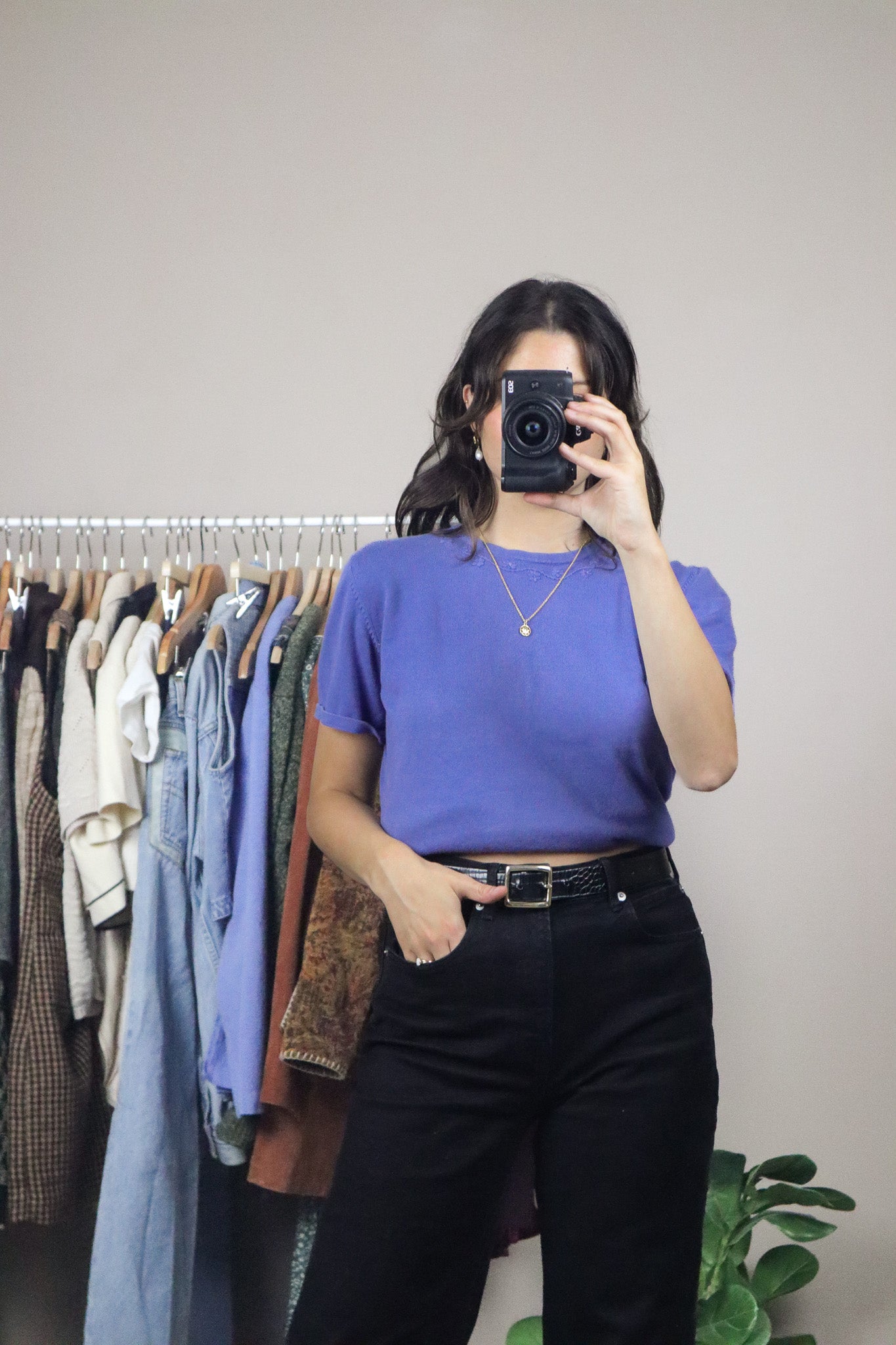 Vintage x Embroidered T-Shirt (M)