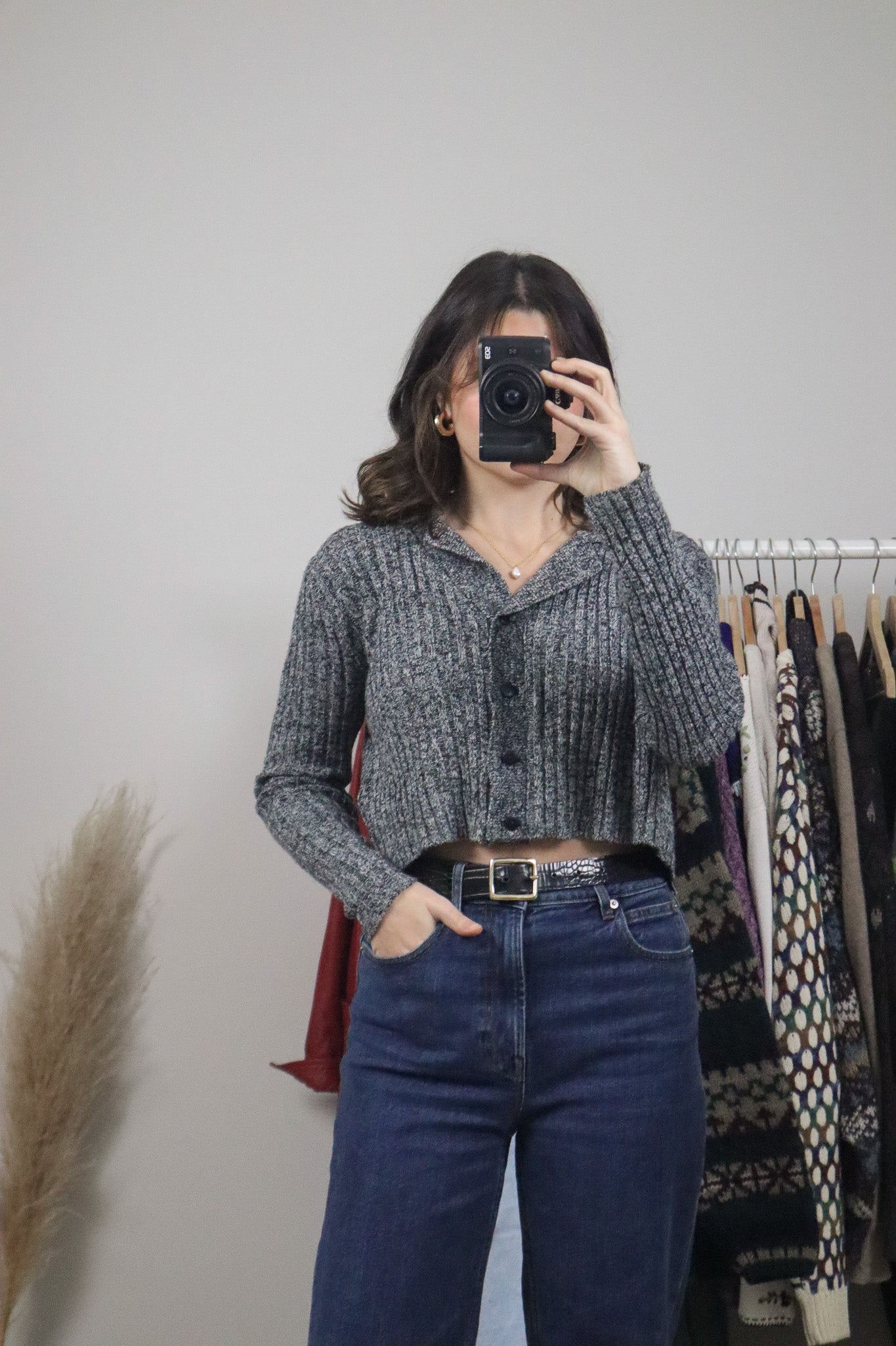 Made in Canada x Vintage x Cropped Button Up Sweater (S/M)