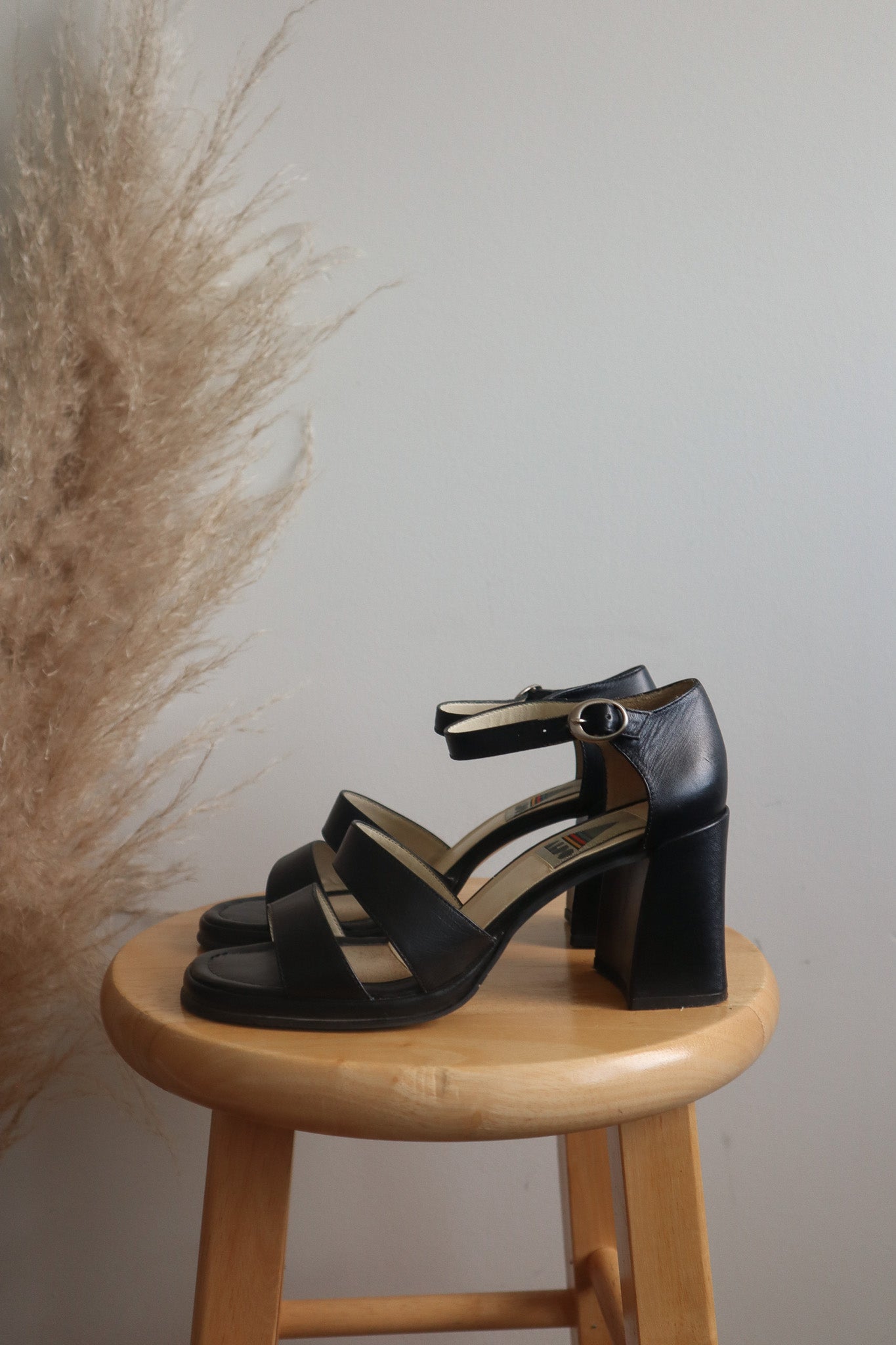 Vintage x Leather Heels (6)
