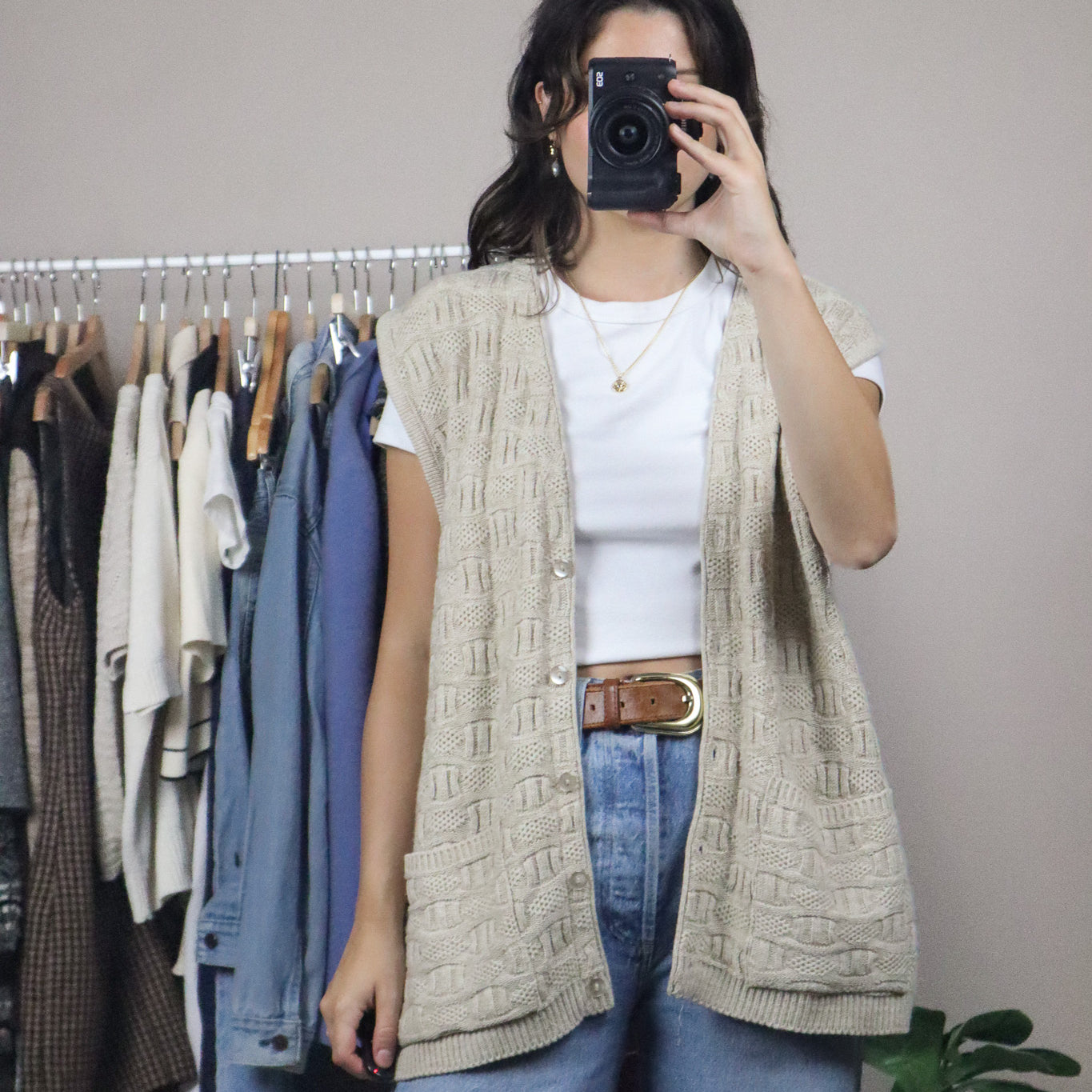 Made in Canada x Vintage x Knit Vest (XL)