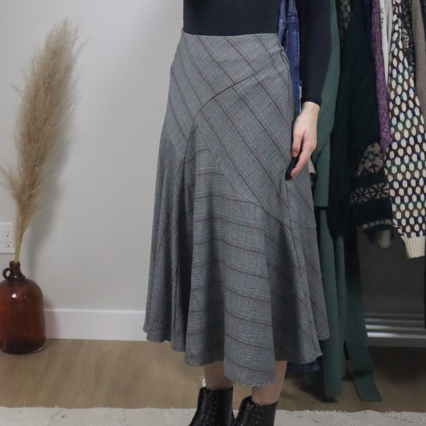 Vintage x Plaid Midi Skirt (8)