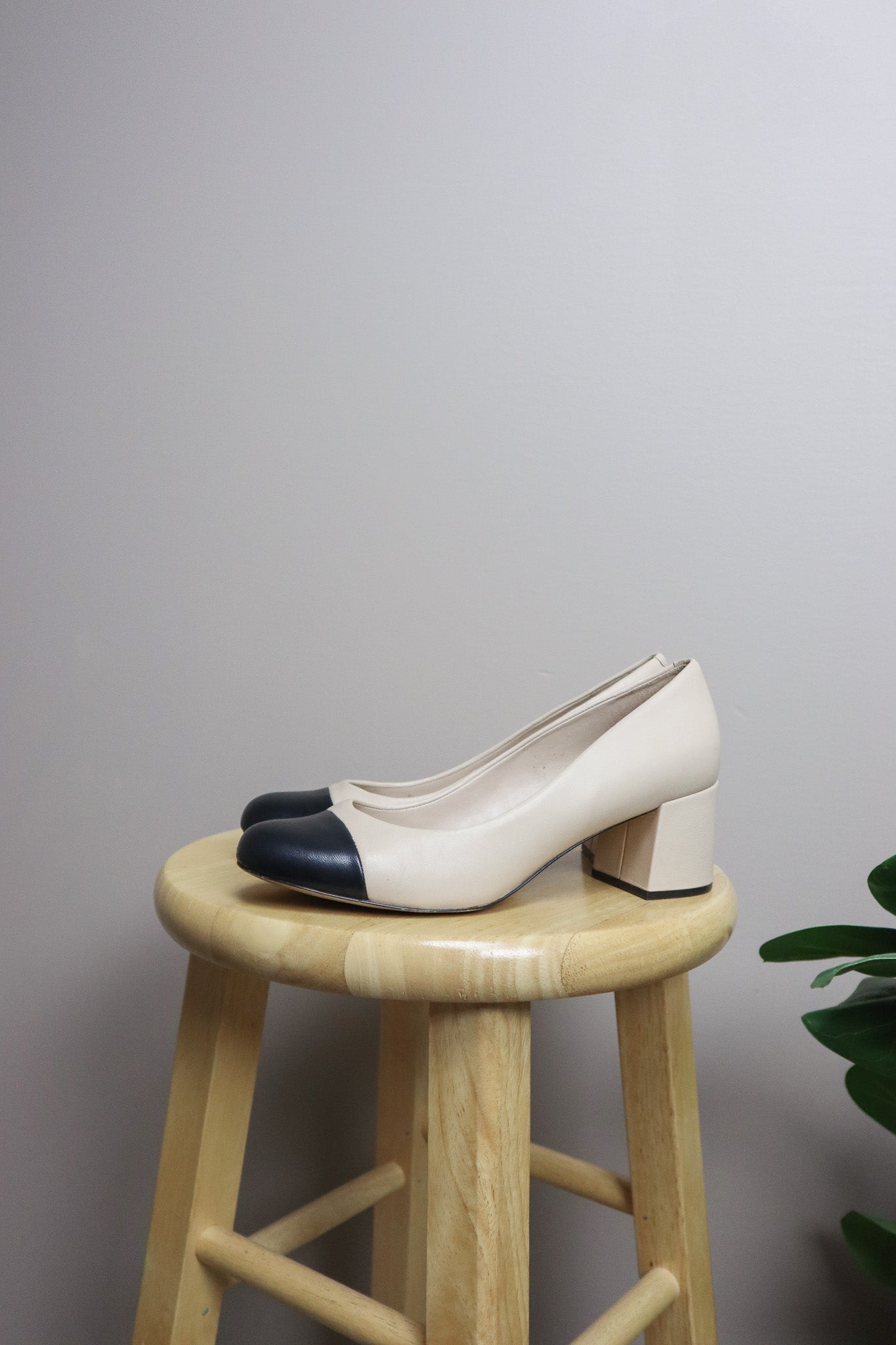 Leather x Heels (6.5)