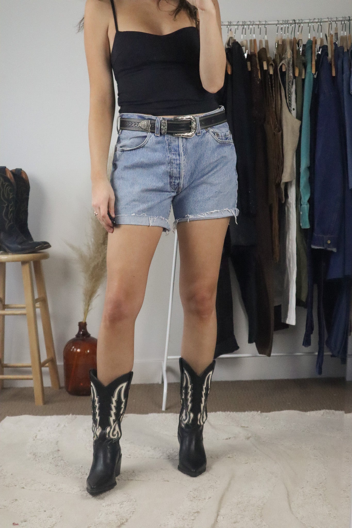 Made in UK x Vintage x Levi's 501 Cut Off Shorts (8)