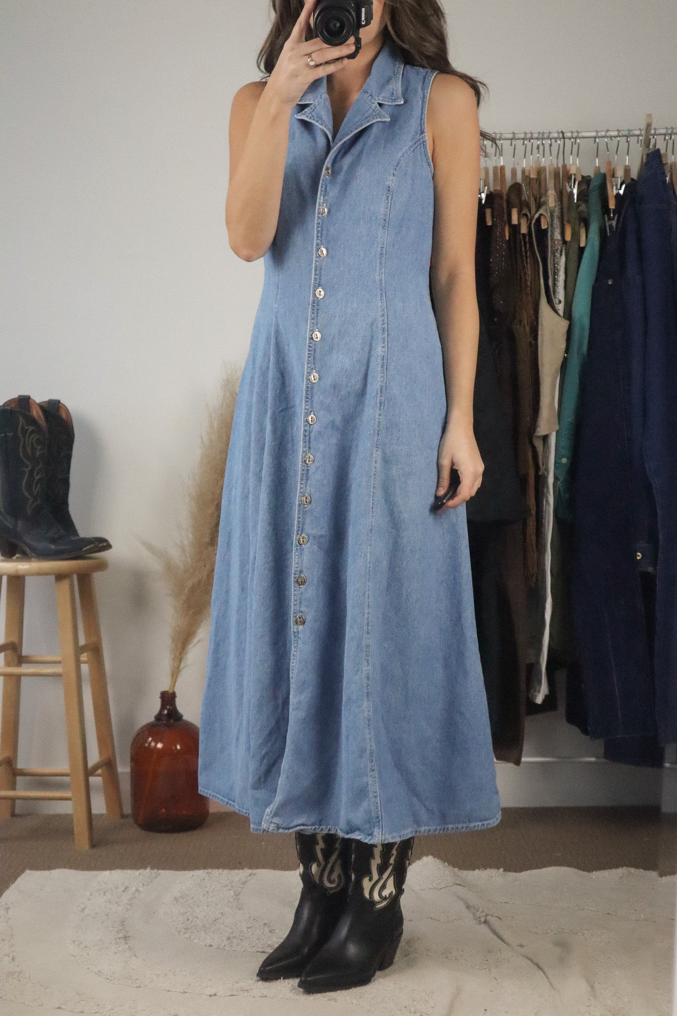 Made in Canada x Vintage x Denim Button Dress (M)