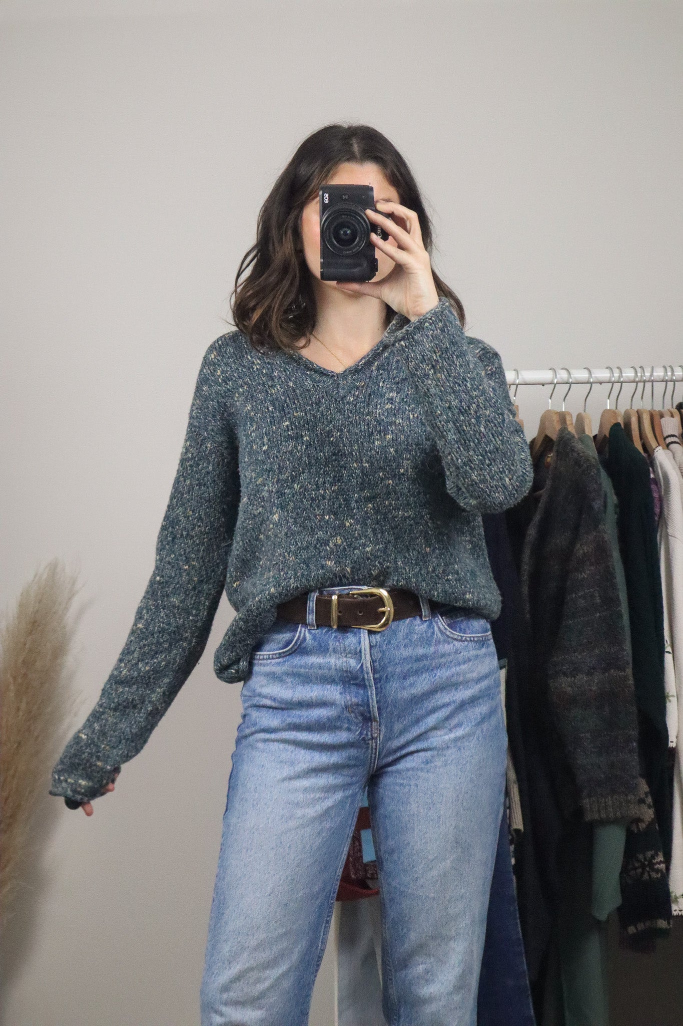 Vintage x Wool Blend Speckeld V-Neck Sweater (M)