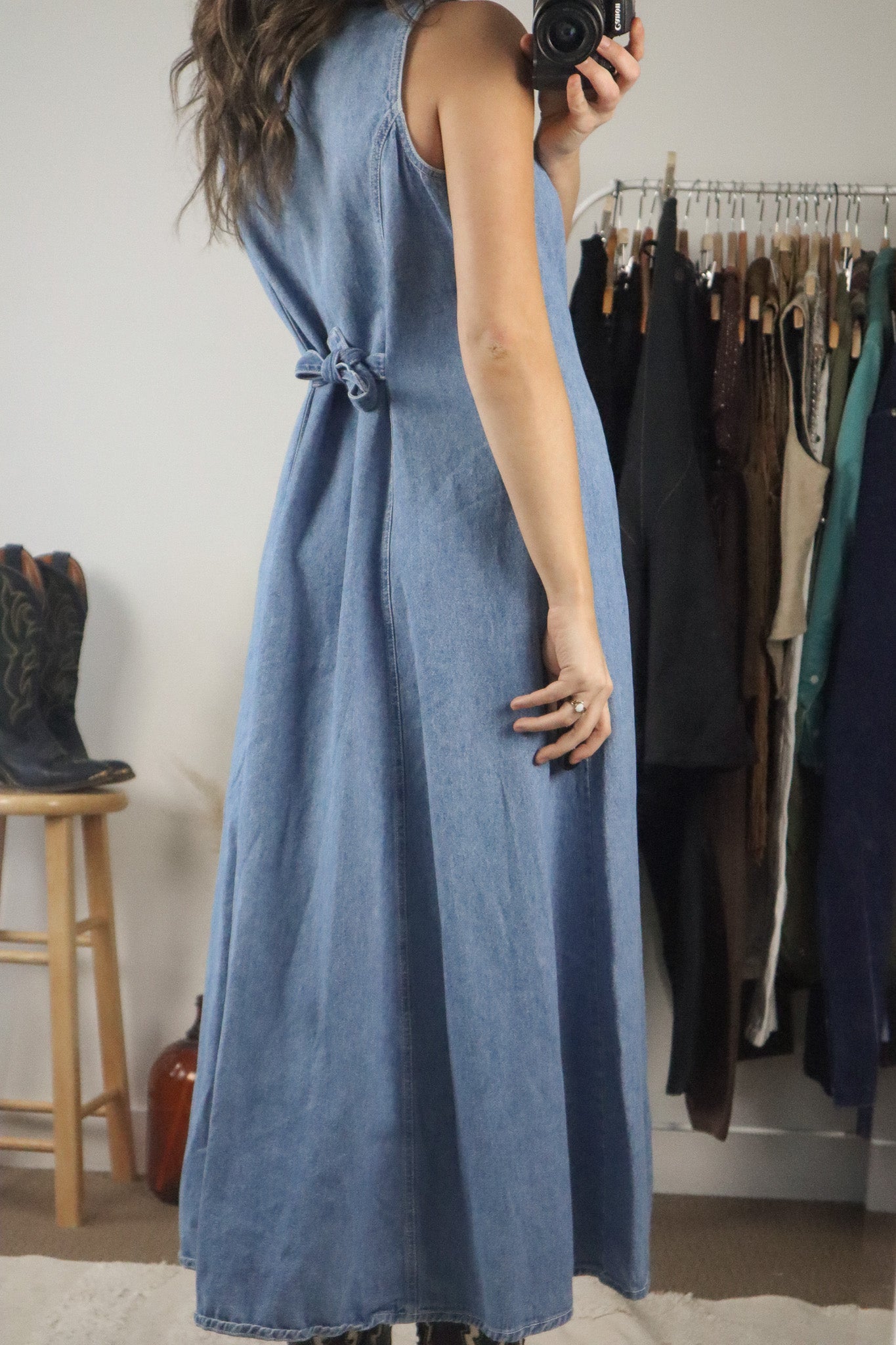 Made in Canada x Vintage x Denim Button Dress (M)
