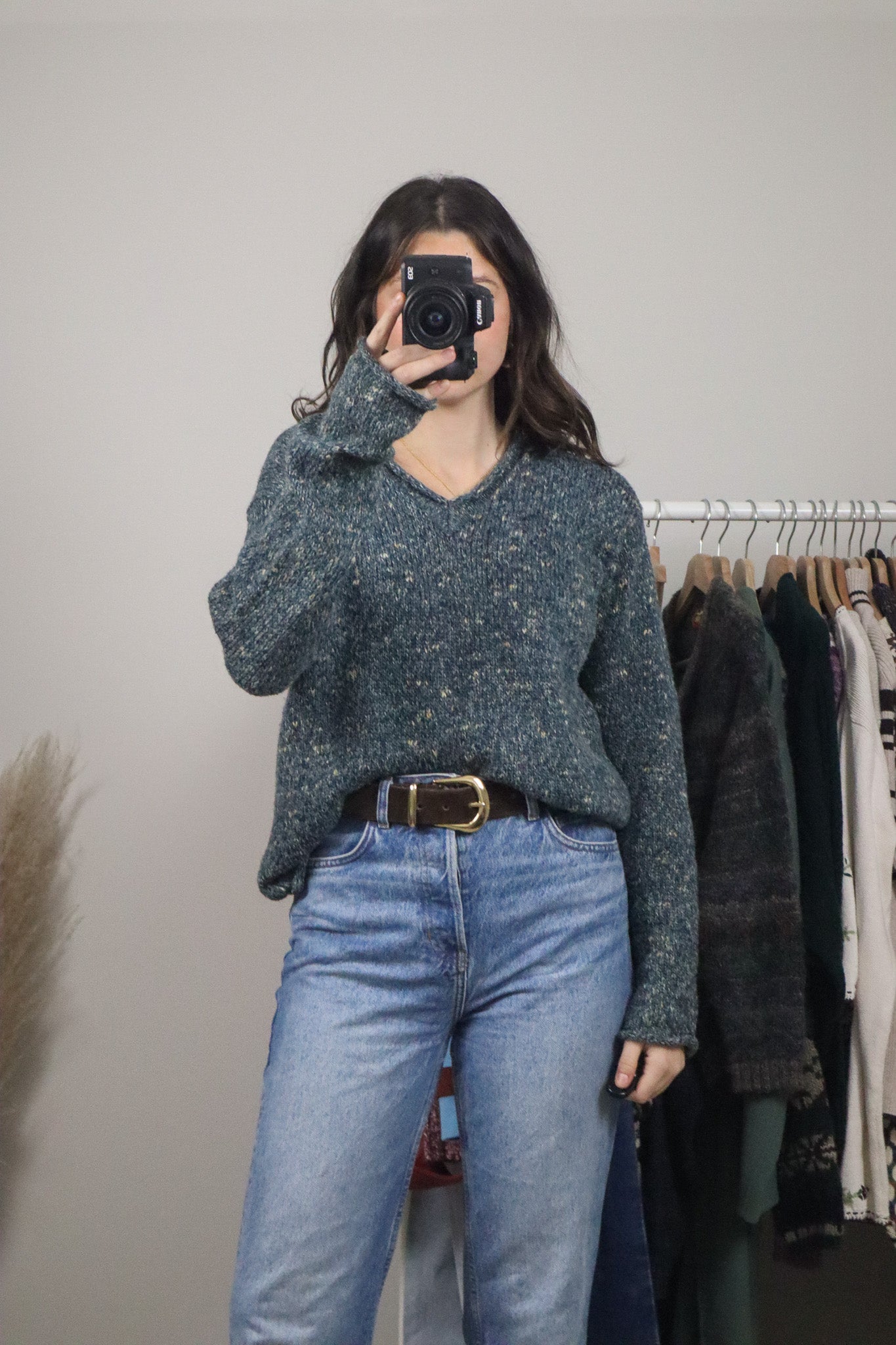 Vintage x Wool Blend Speckeld V-Neck Sweater (M)