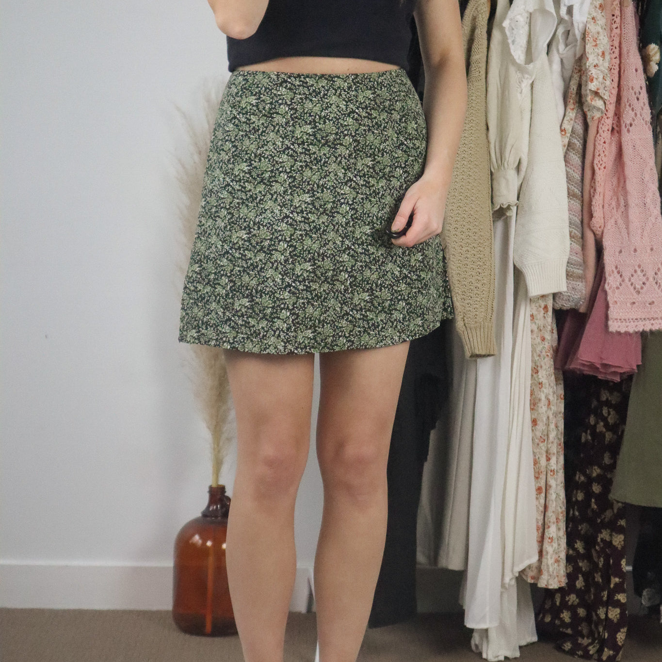 Made in Canada x Vintage x Floral Mini Skort (8)