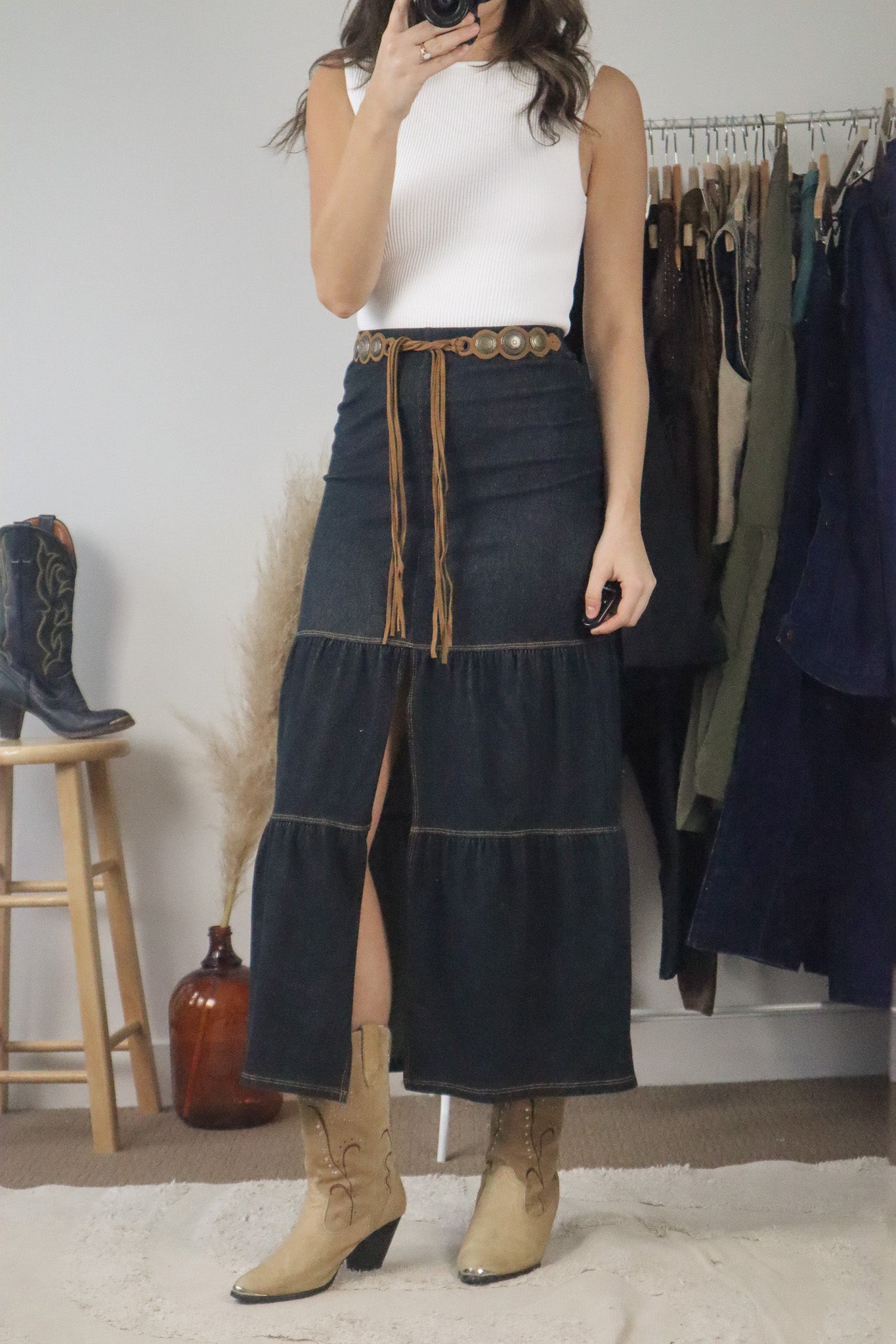 Made in USA x Vintage x Denim Belted Skirt (XS)