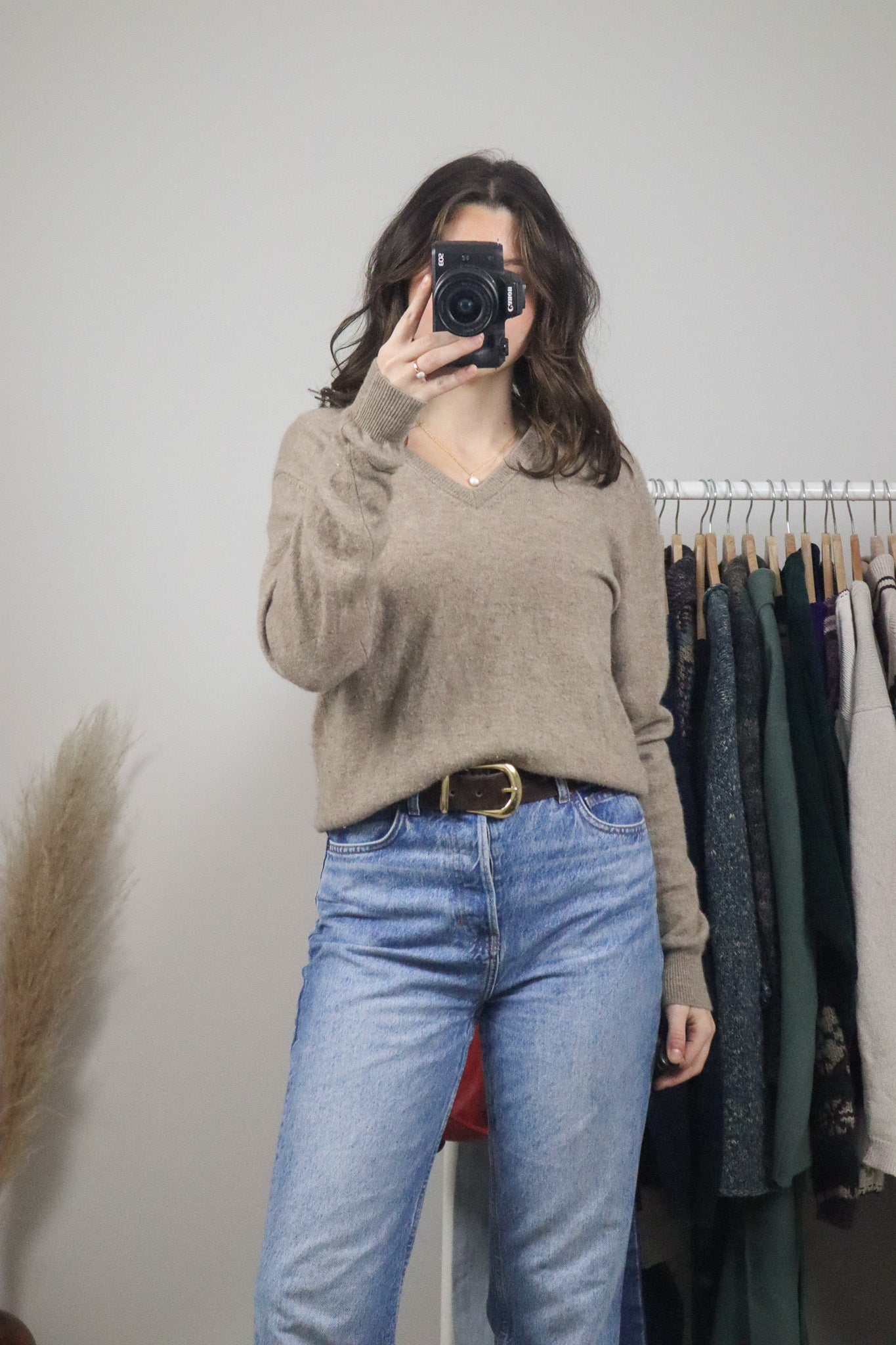 Vintage x Cashmere V-Neck (M)