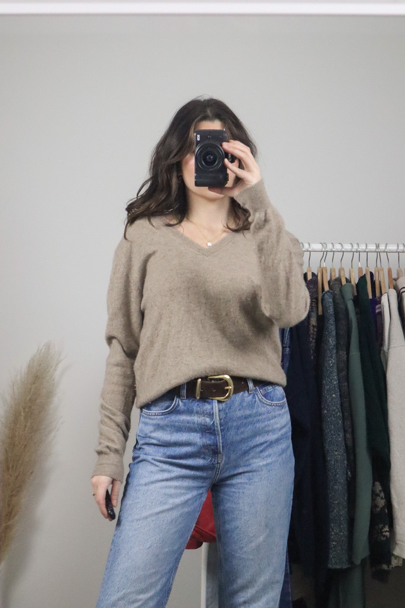 Vintage x Cashmere V-Neck (M)