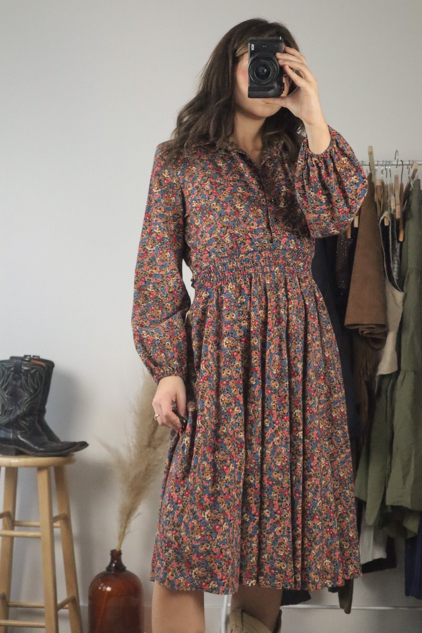 Made in Canada x Vintage x Floral Midi Dress (M)