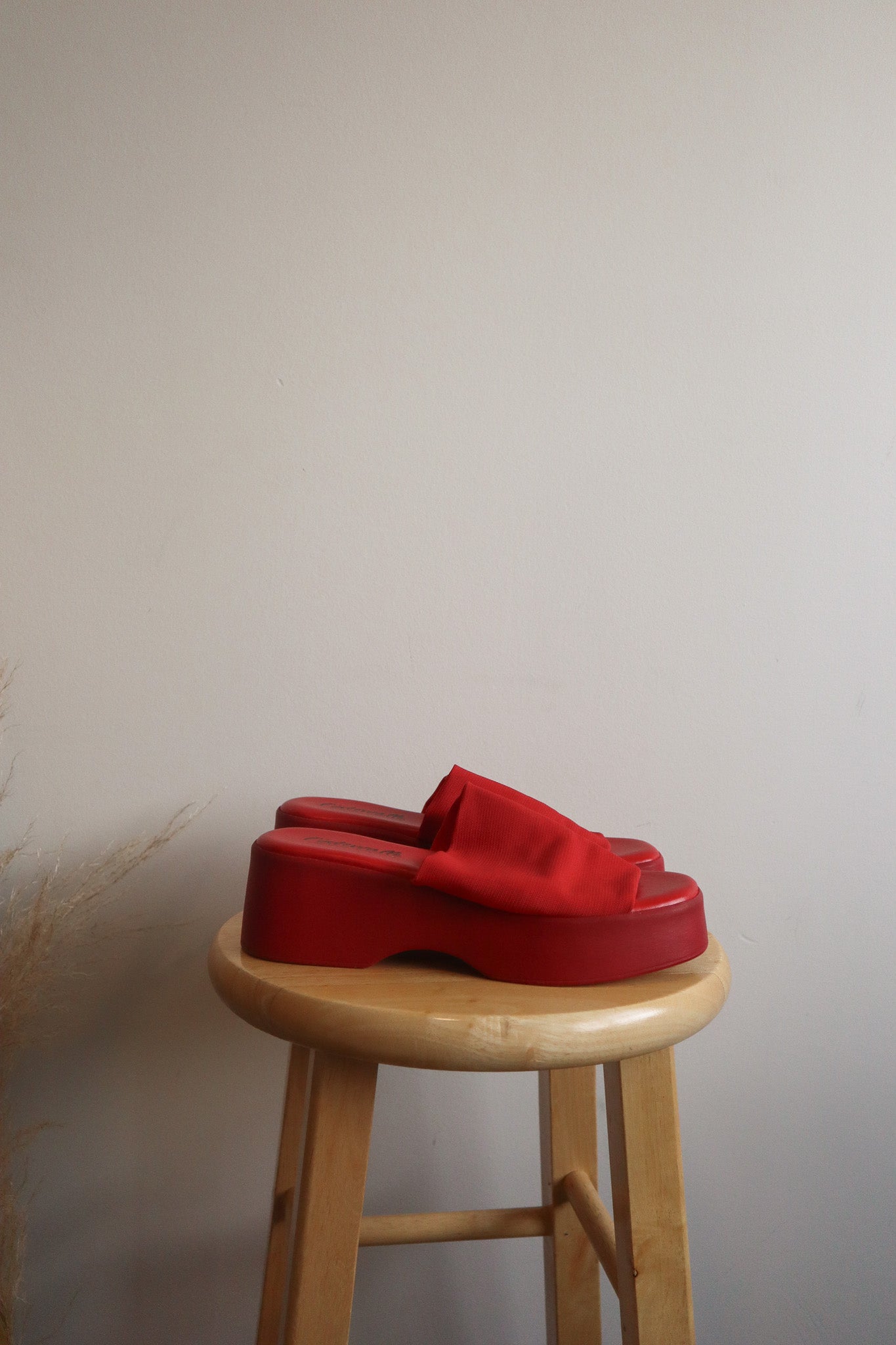 Made in Italy x Platform Sandals (7.5)