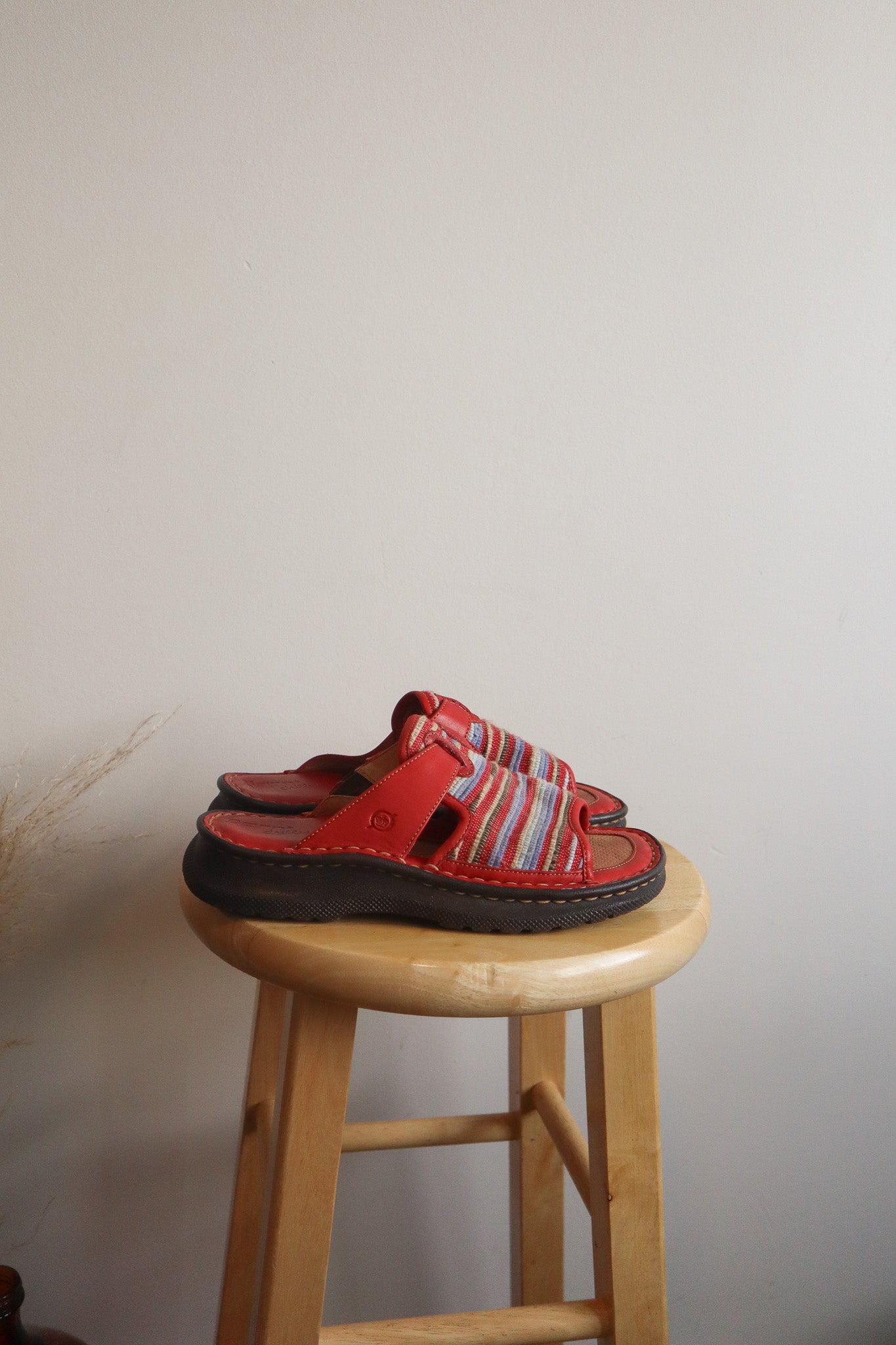 Vintage x Leather/Fabric Slides (6/6.5)