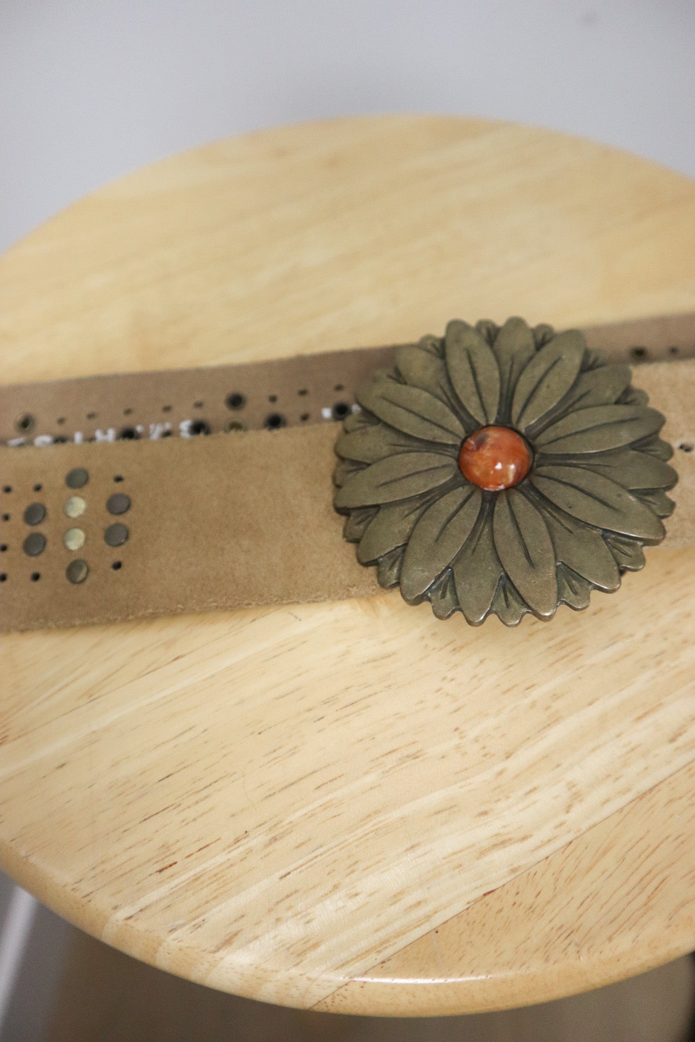 Vintage x Suede Flower Belt (M)