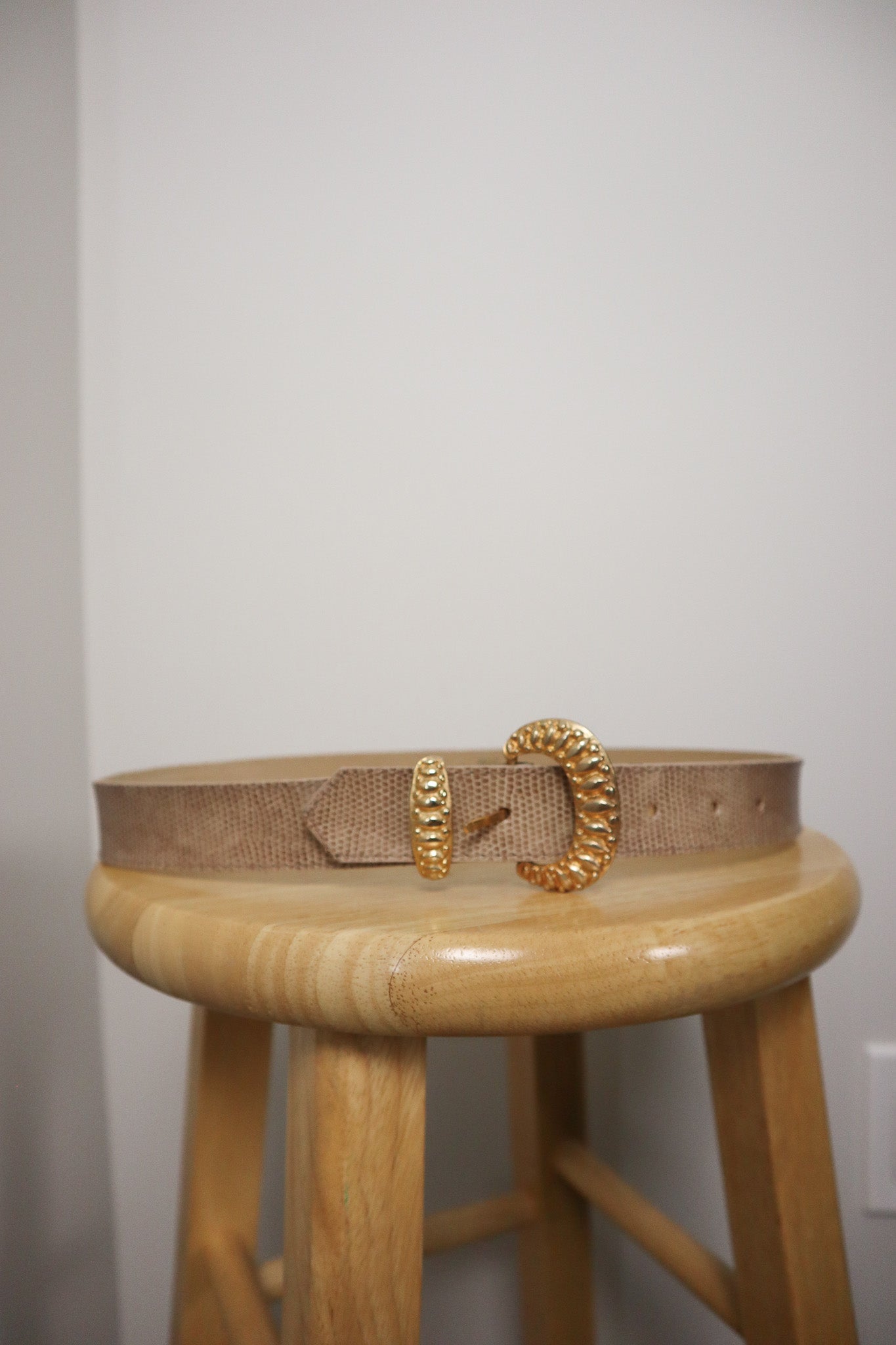 Made in Canada x Vintage x Faux Leather Belt (XS)