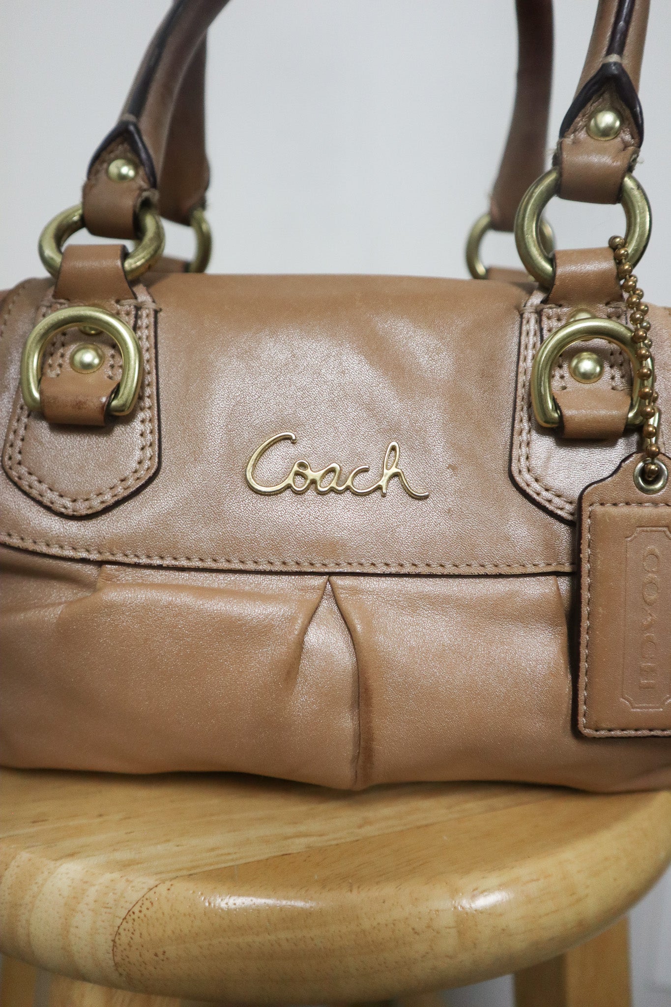 Vintage x Leather Coach Bag