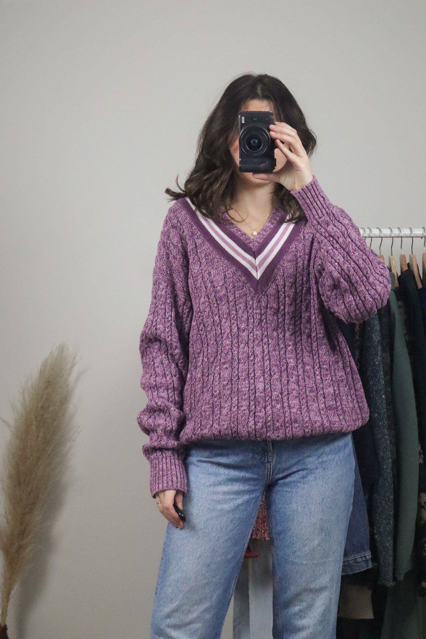 Vintage x V-Neck Sweater (L)