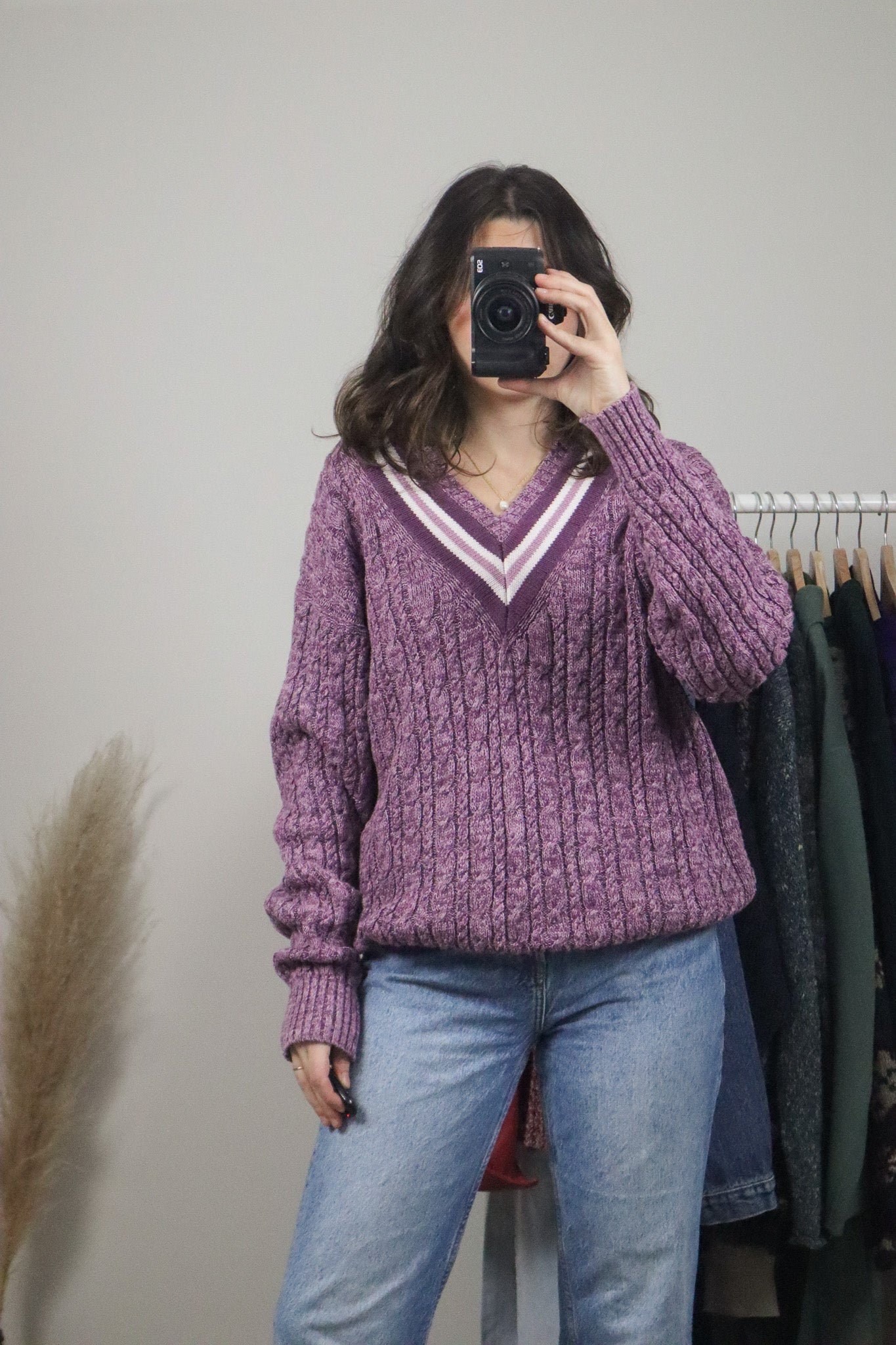 Vintage x V-Neck Sweater (L)