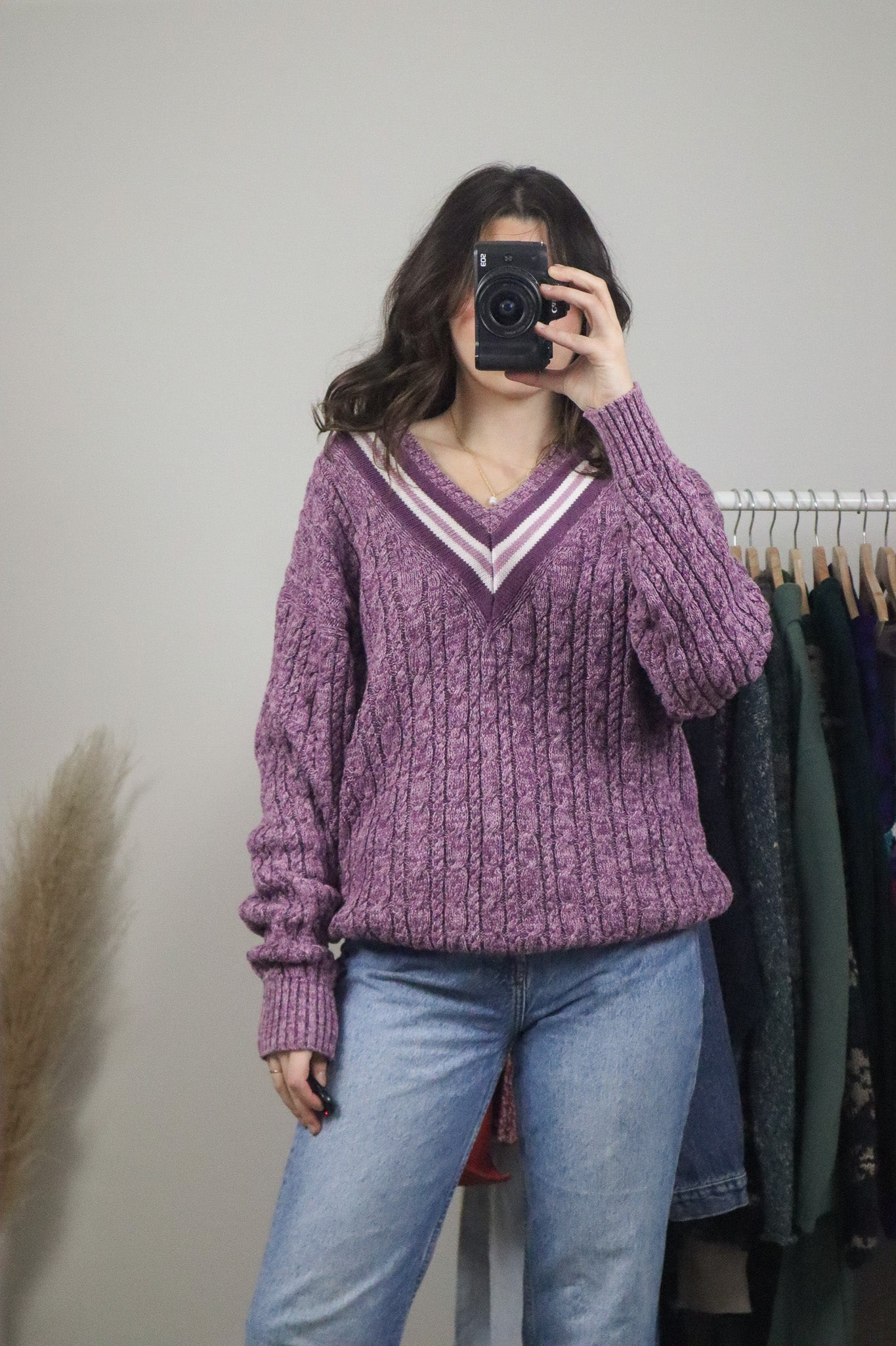 Vintage x V-Neck Sweater (L)