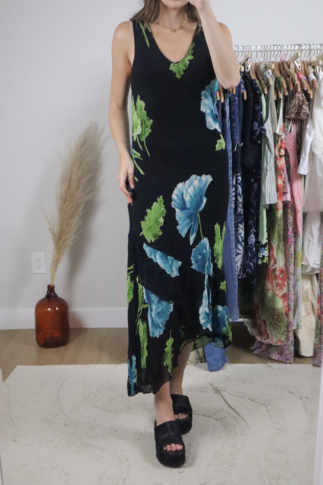 Vintage x Floral Maxi Dress (8/10)