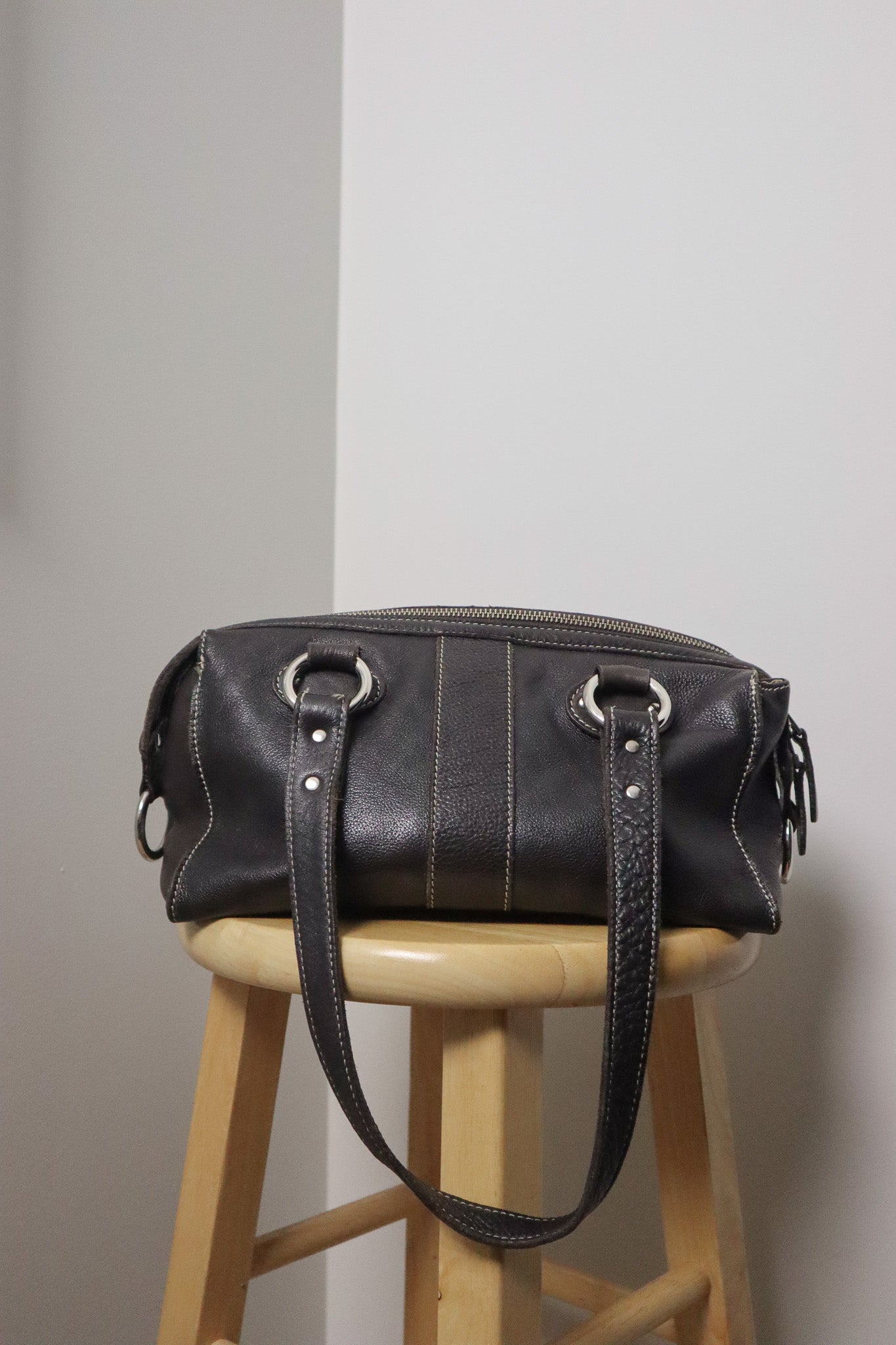 Vintage x Roots x Leather Buckle Purse