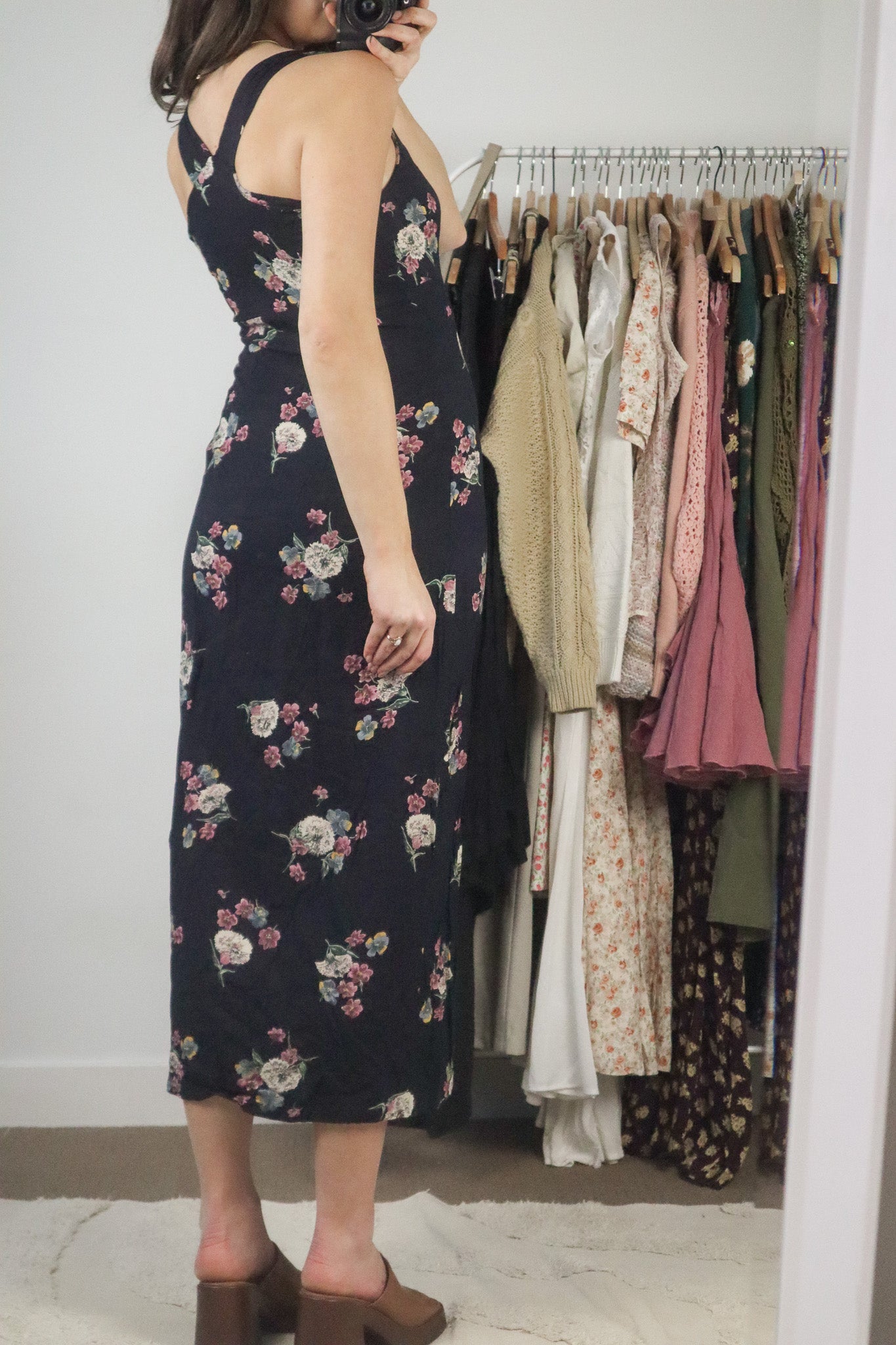 Made in Canada x Vintage x Floral Maxi Dress (2)