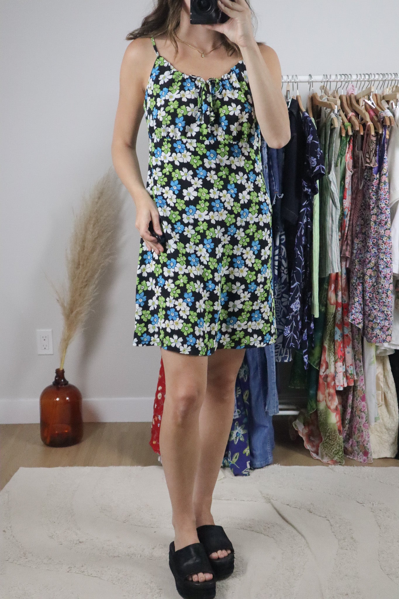 Made in Canada x Vintage x Floral Mini Dress (8)