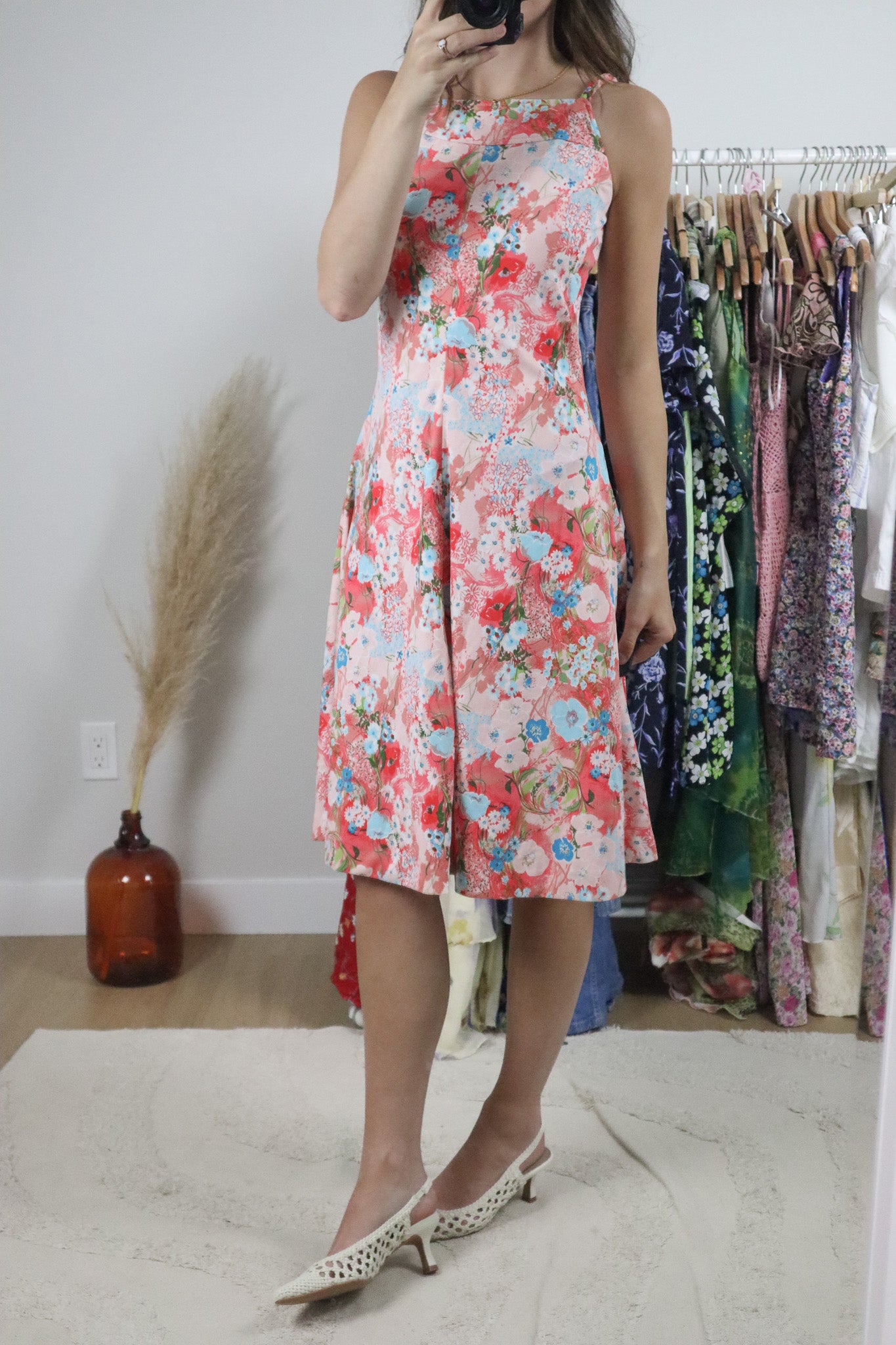 Made in Canada x Vintage x Floral High Neck Midi Dress (S)