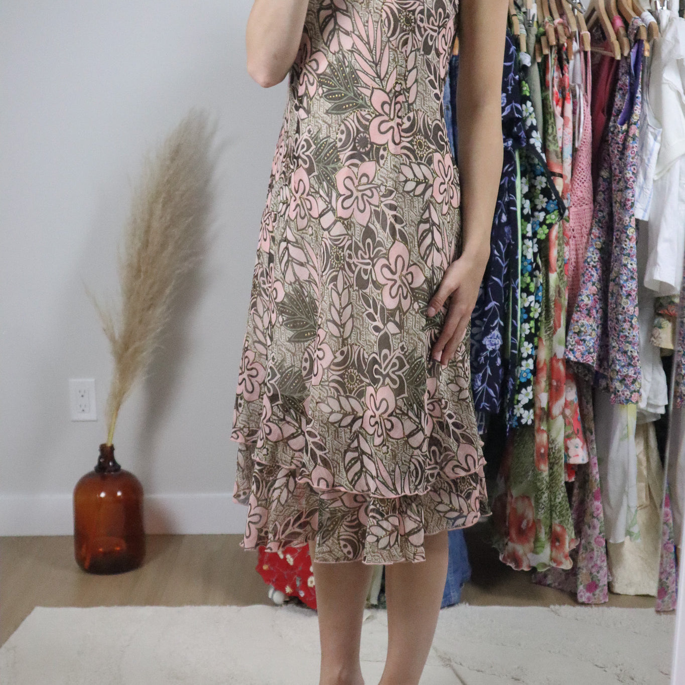 Vintage x Floral Shimmer Midi Dress (6)