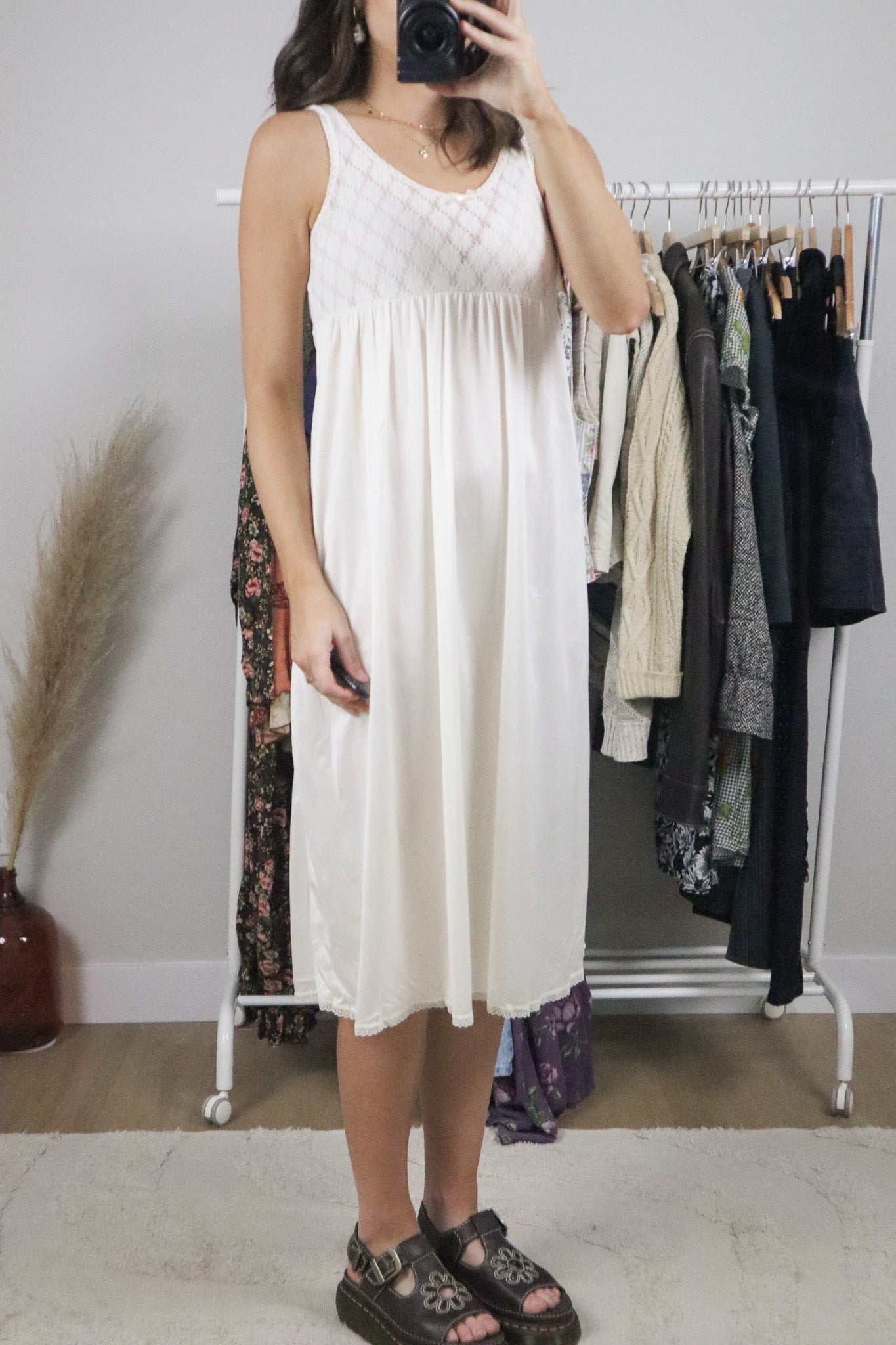 Made in Canada x Vintage x Lace Slip Dress (S)
