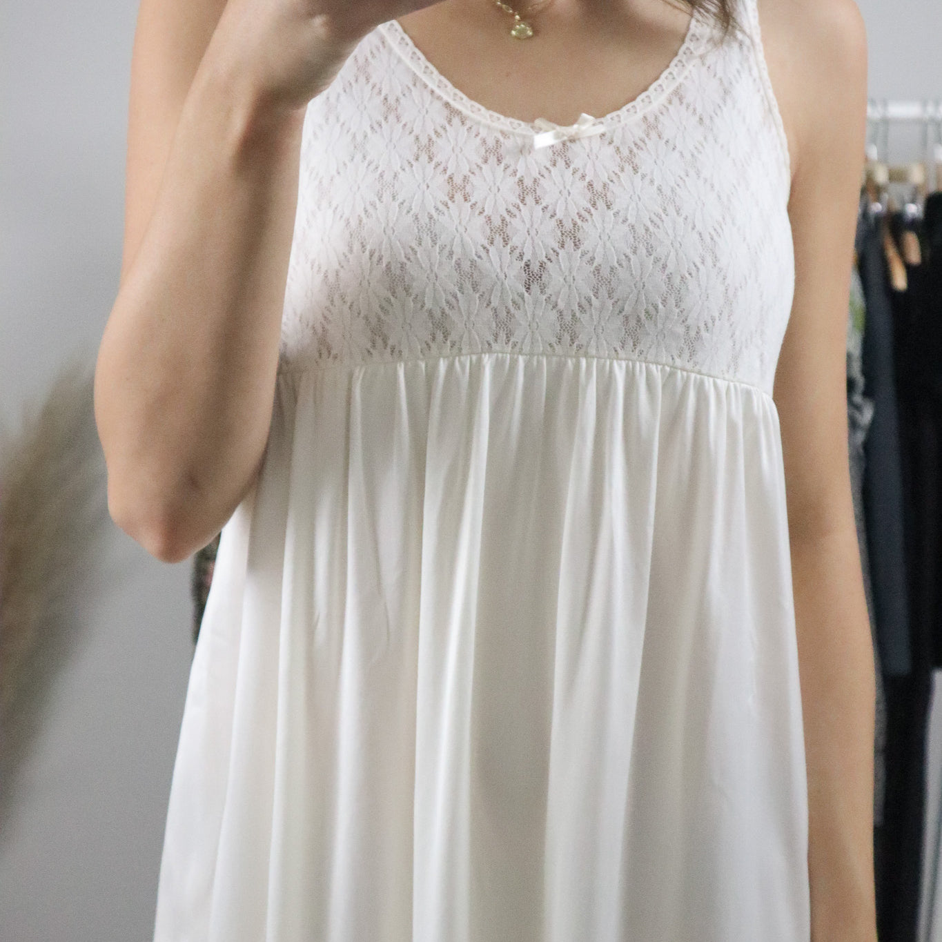 Made in Canada x Vintage x Lace Slip Dress (S)