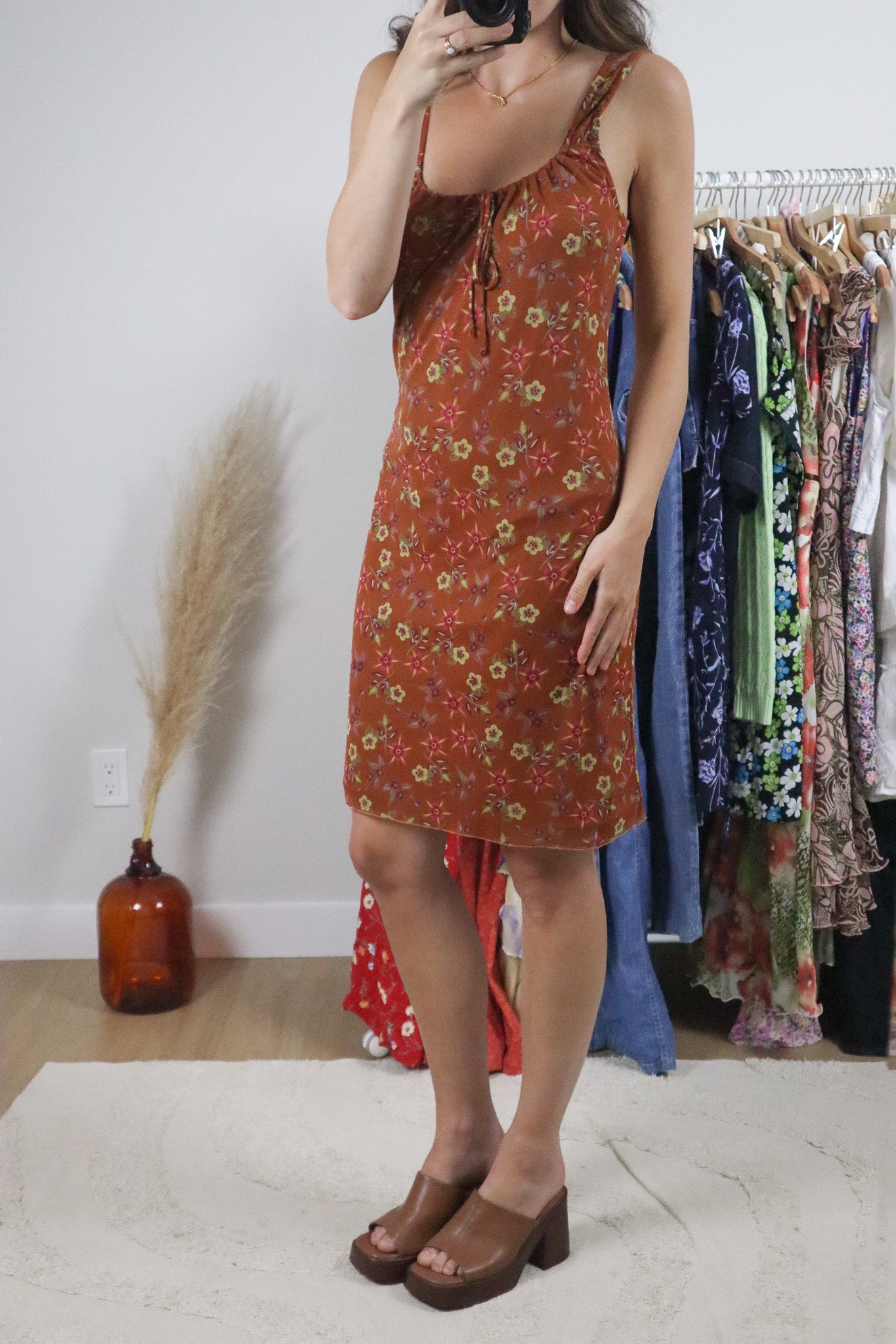 Made in Korea x Vintage x Floral Midi Dress (4)