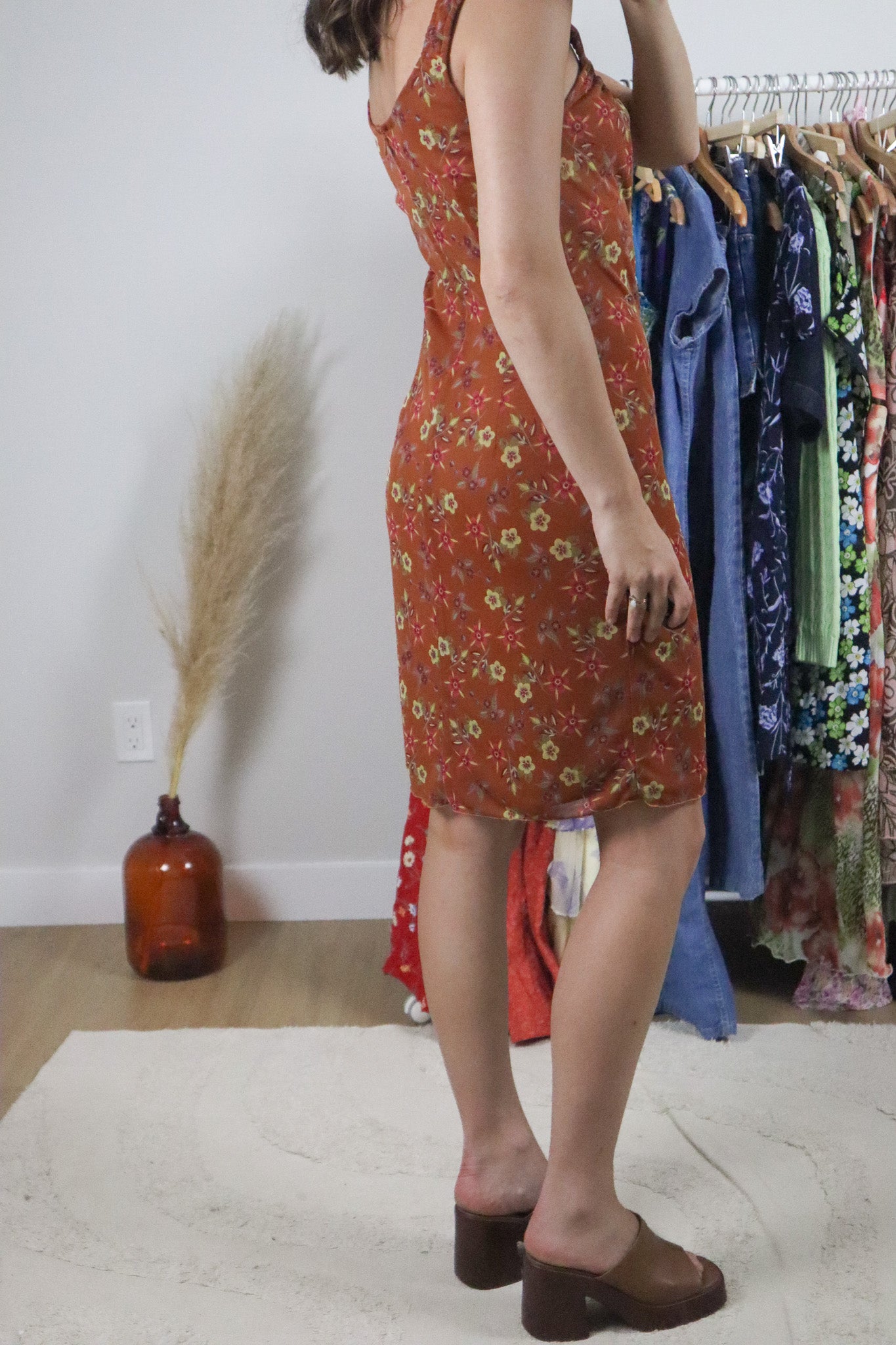 Made in Korea x Vintage x Floral Midi Dress (4)