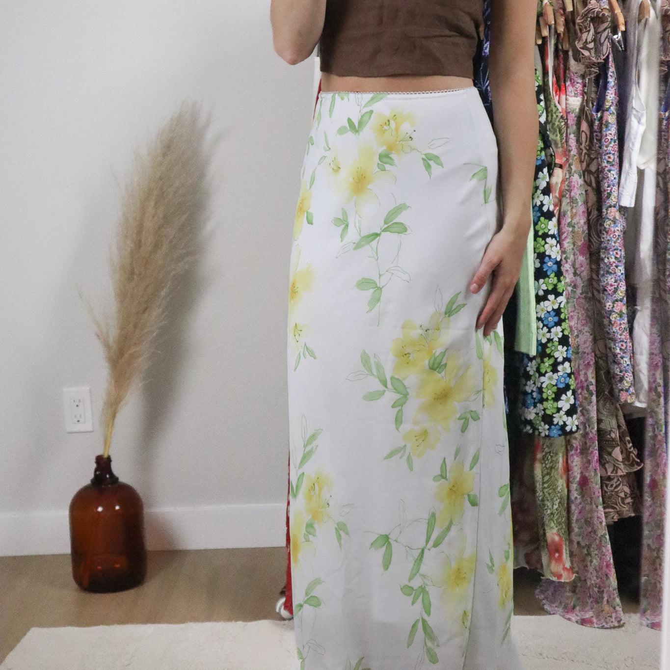 Made in Canada x Vintage x Floral Maxi Skirt (S)