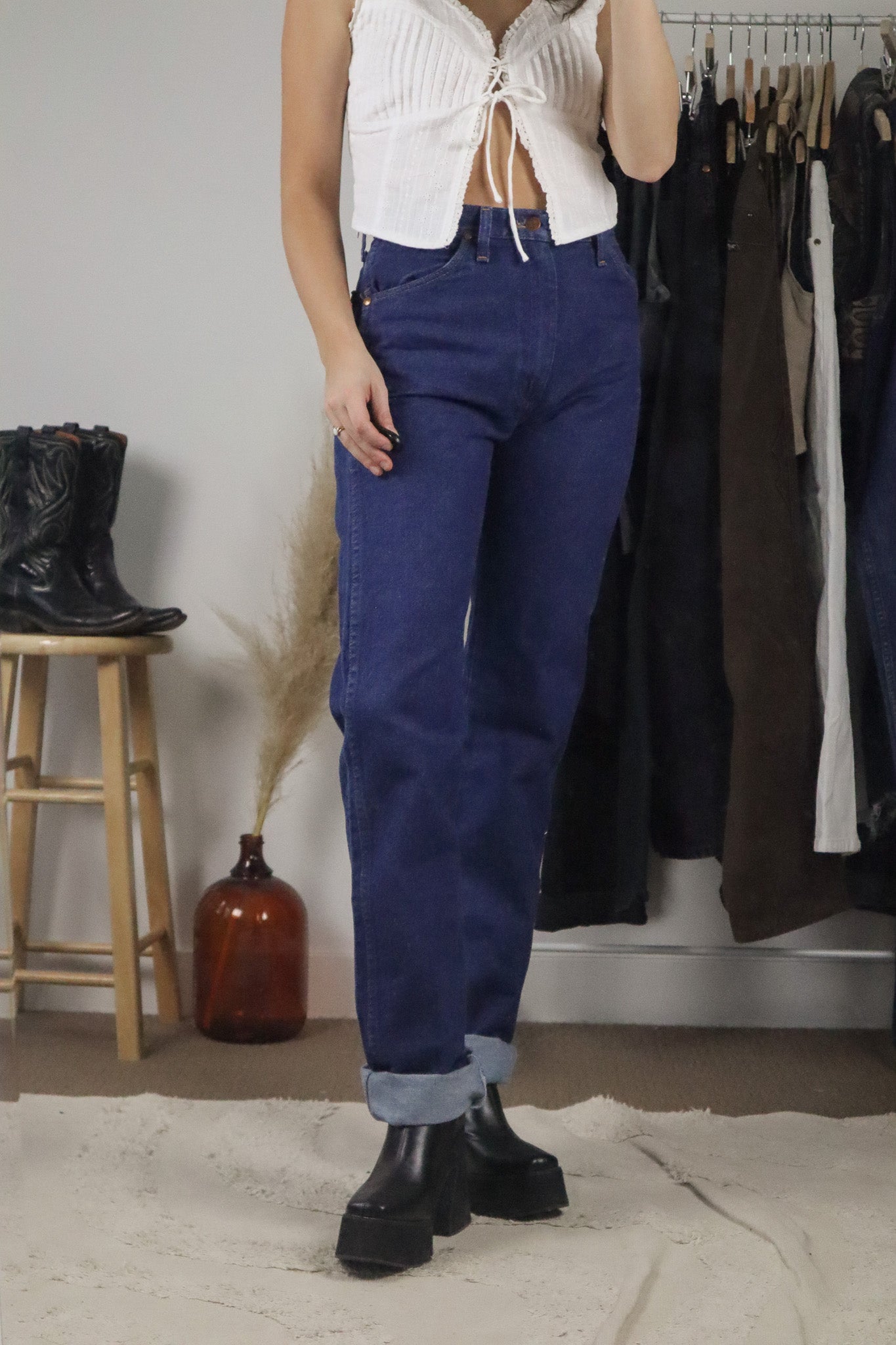 Vintage x Wrangler Jeans (2/4)